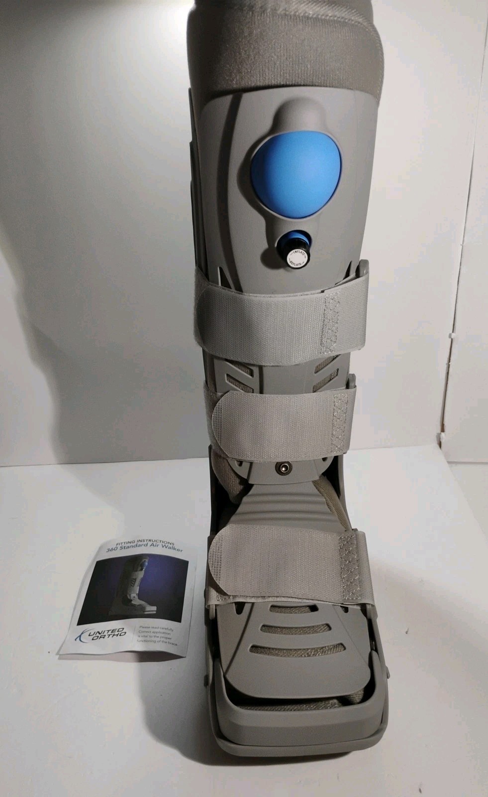 United Ortho – USA16103 – 360 Air Walker – Standard Fracture Boot, Small, Grey