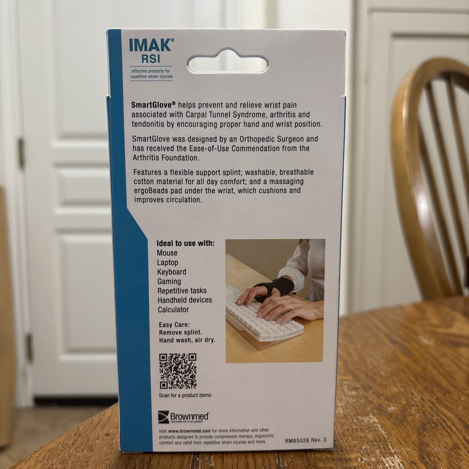 Smart Glove – Flexible Wrist Support Splint – Fits Right or Left Hand – New