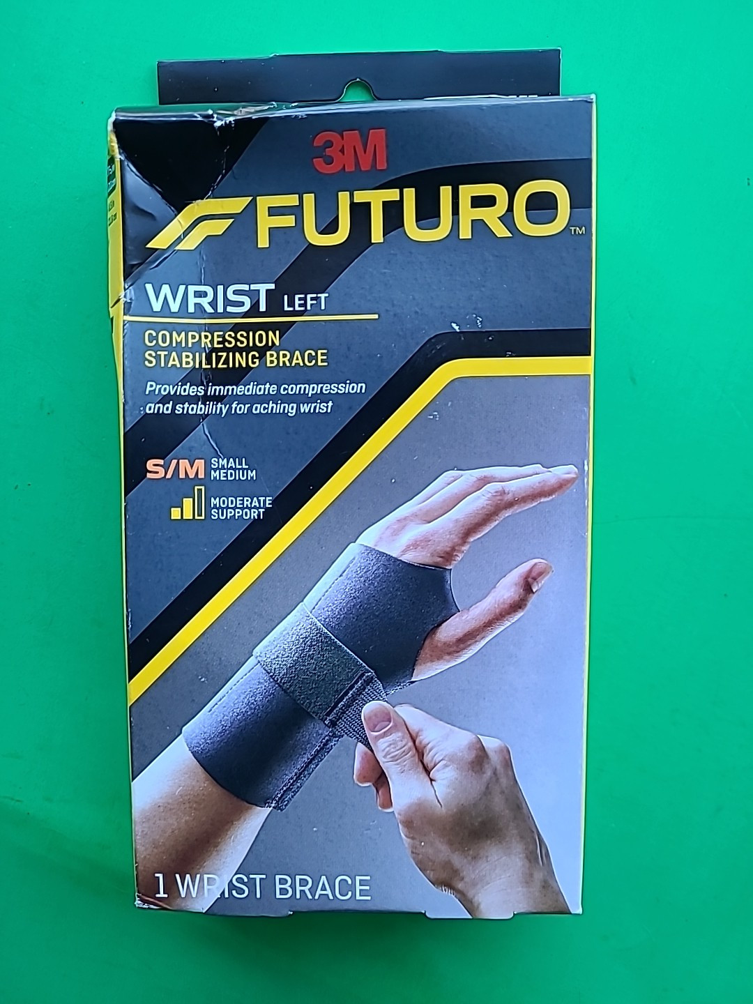 Futuro Wrist Compression Stabilizing Brace Left Hand (Black) Small/Medium