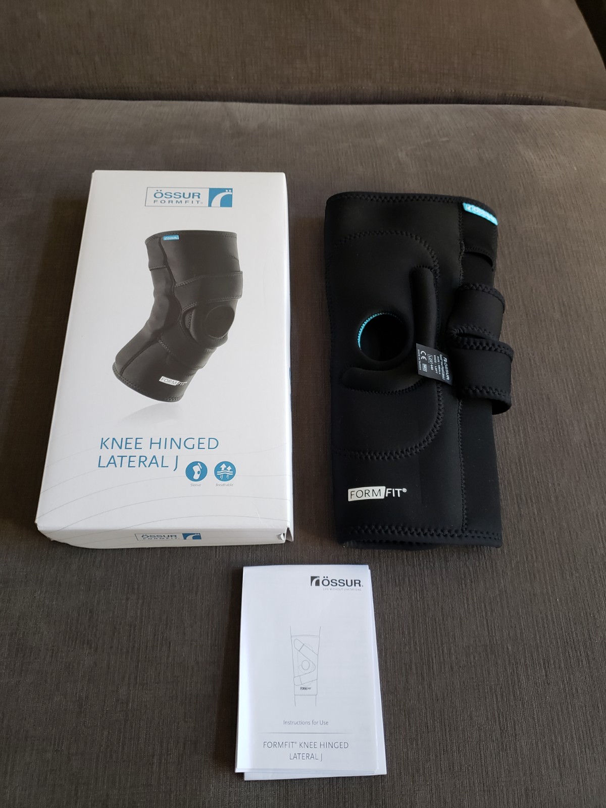 Ossur Form Fit Hinged Pull-On Lateral Left Knee J Brace Size Small – OPEN BOX