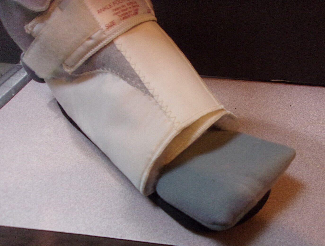 NEW AGE AFO ANKLE FOOT ORTHOSIS BRACE / SIZE LARGE 11-12+1/2