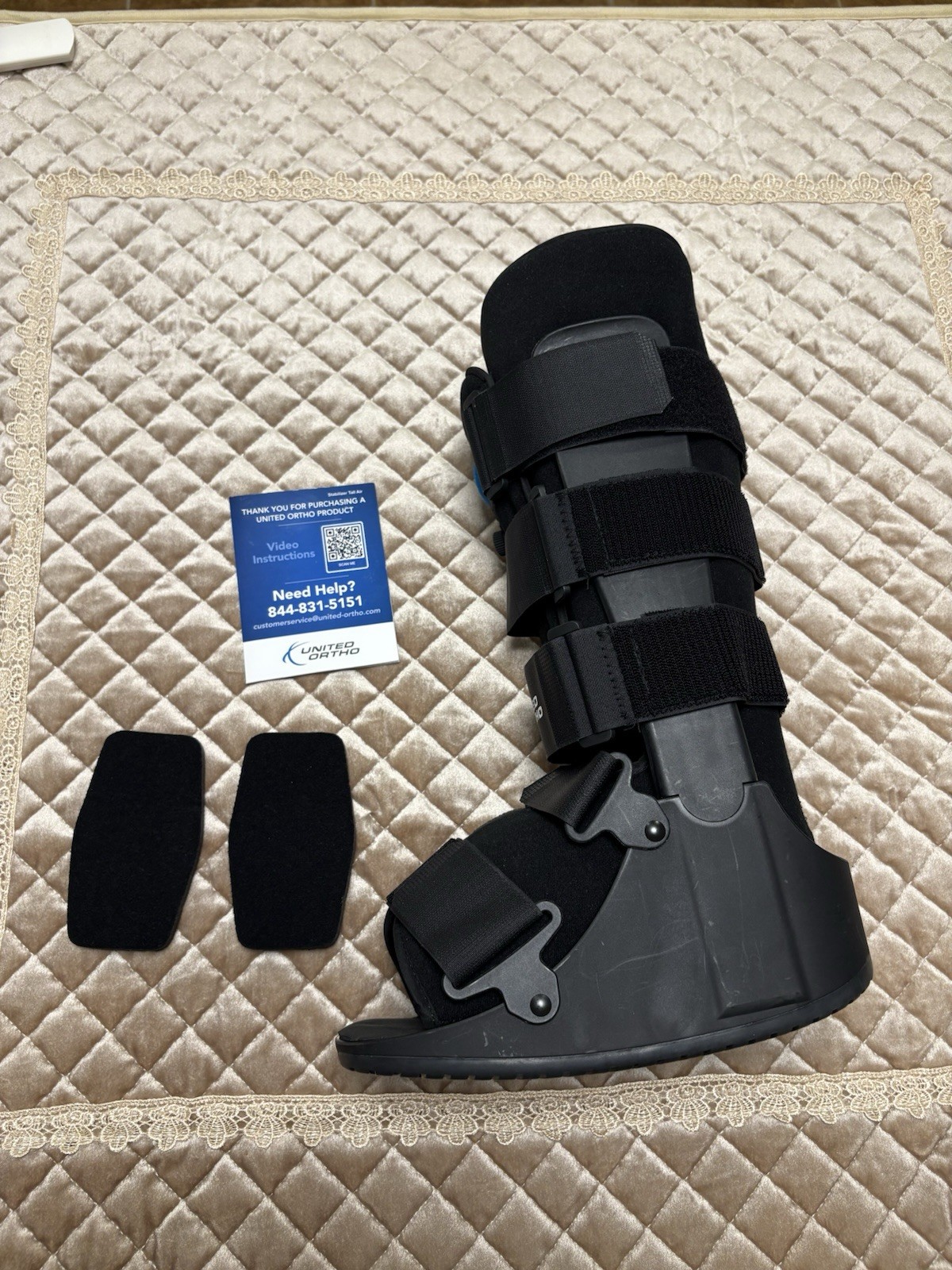 United health Care cam walker Boot Size Medium