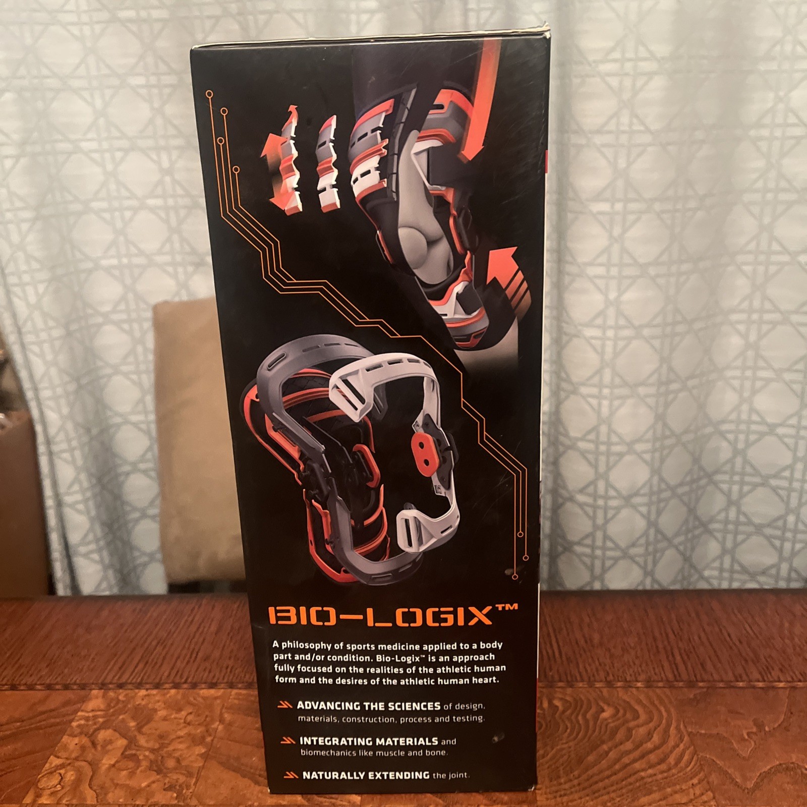 Shock Doctor Bio-Logix Knee Brace RIGHT KNEE – Black – Large New