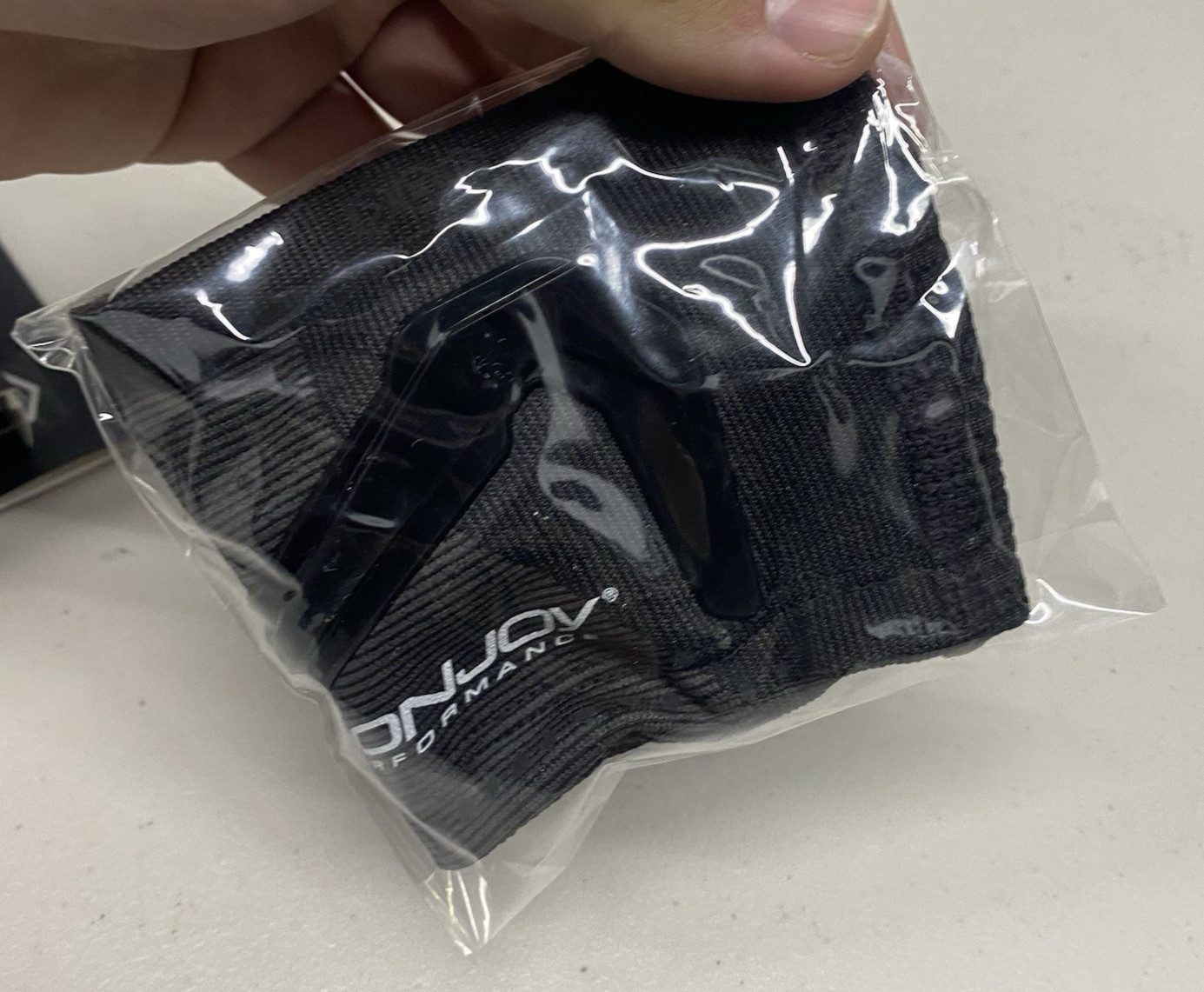 Donjoy Performance Trizone Tennis/Golf Strap Size Medium Brand NEW