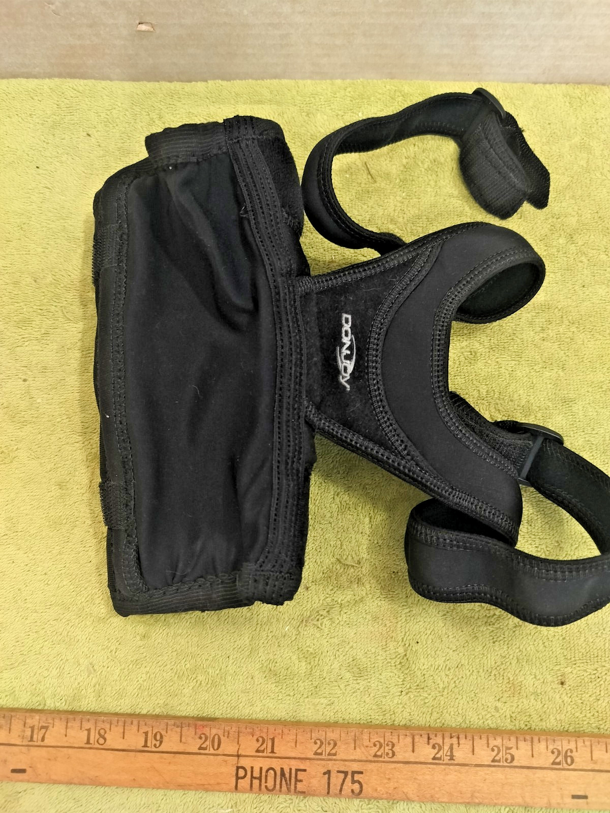 DonJoy Tru-Pull Lite Knee Brace Small, Right Knee, Free Shipping, Open Box