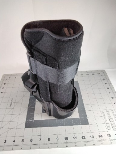 Medical Mid Walker Boot, Small excellent shape