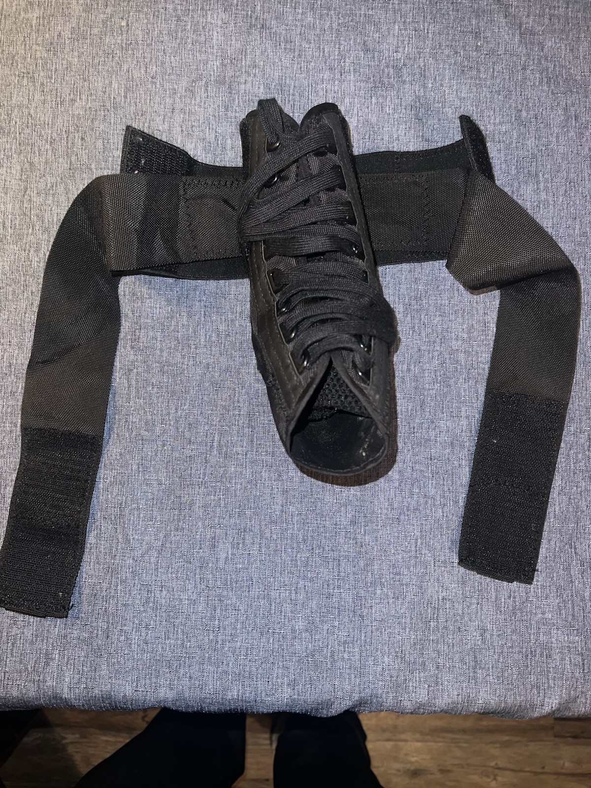 DonJoy Performance ANAFORM Lace-Up Figure-8 Straps Ankle Brace