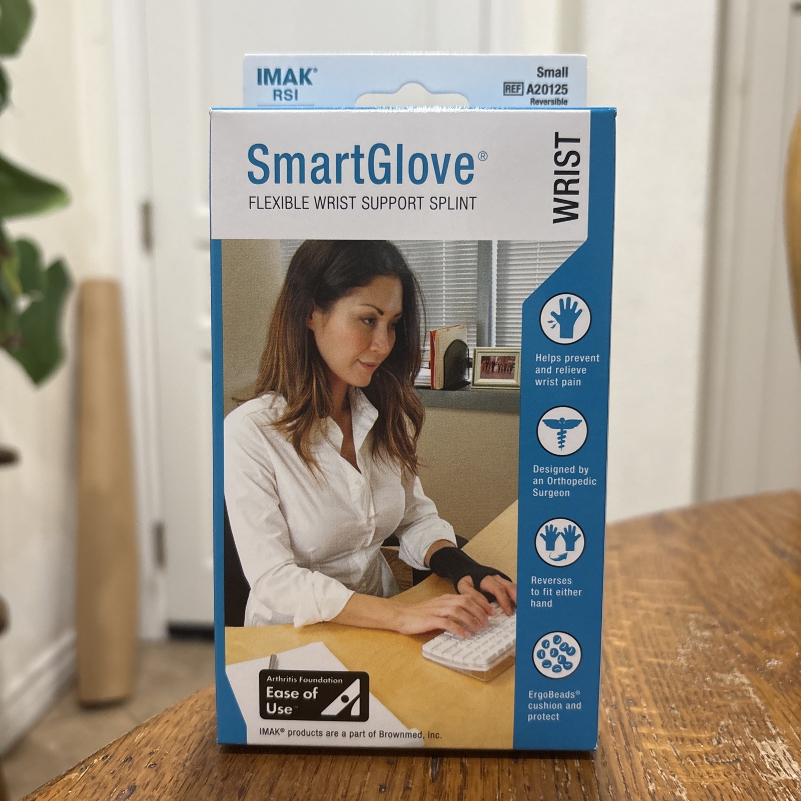 Smart Glove – Flexible Wrist Support Splint – Fits Right or Left Hand – New