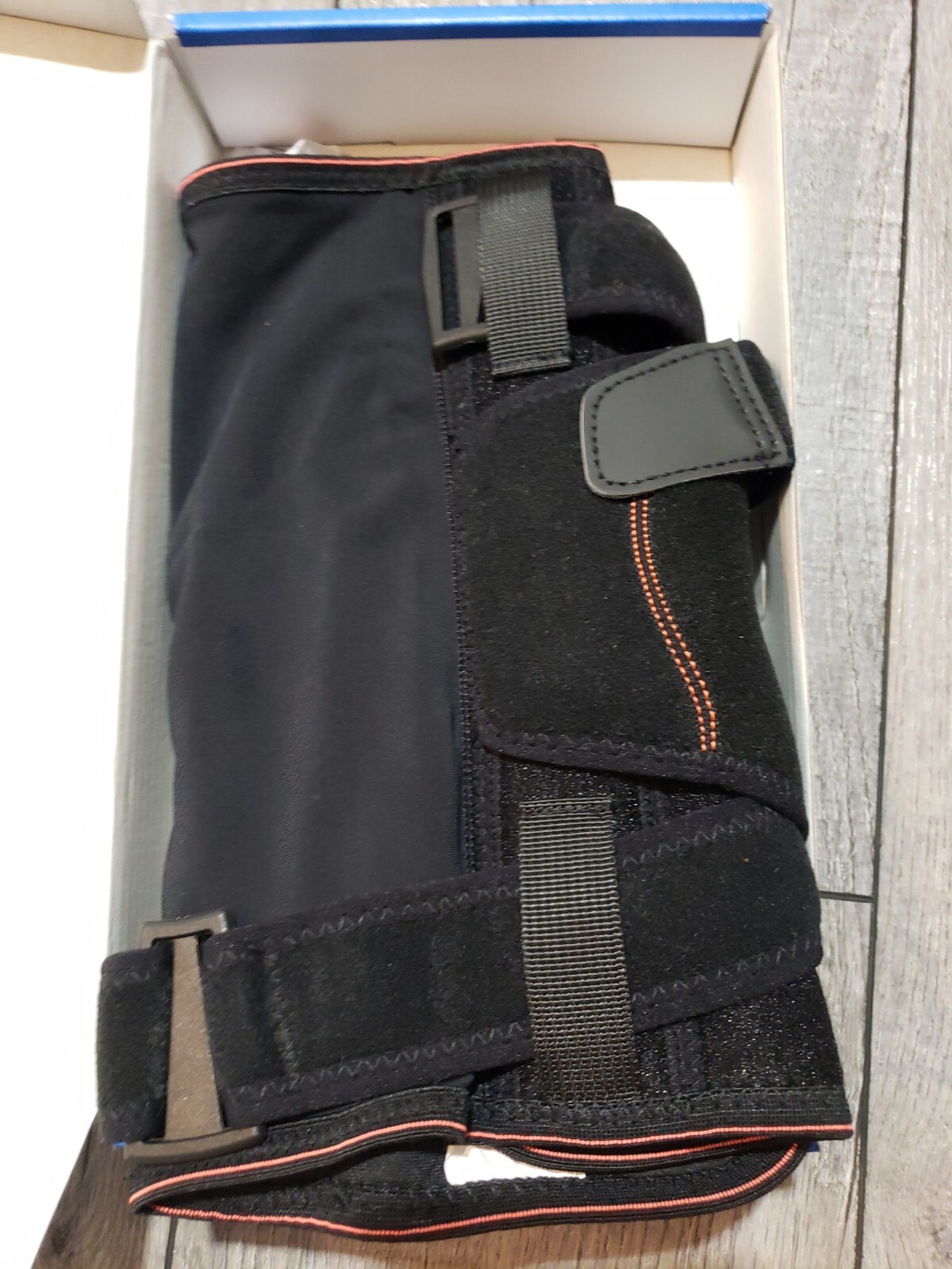 Omples Hinged Wrap Around Knee Braces for Knee Pain Size 1 ( open box)