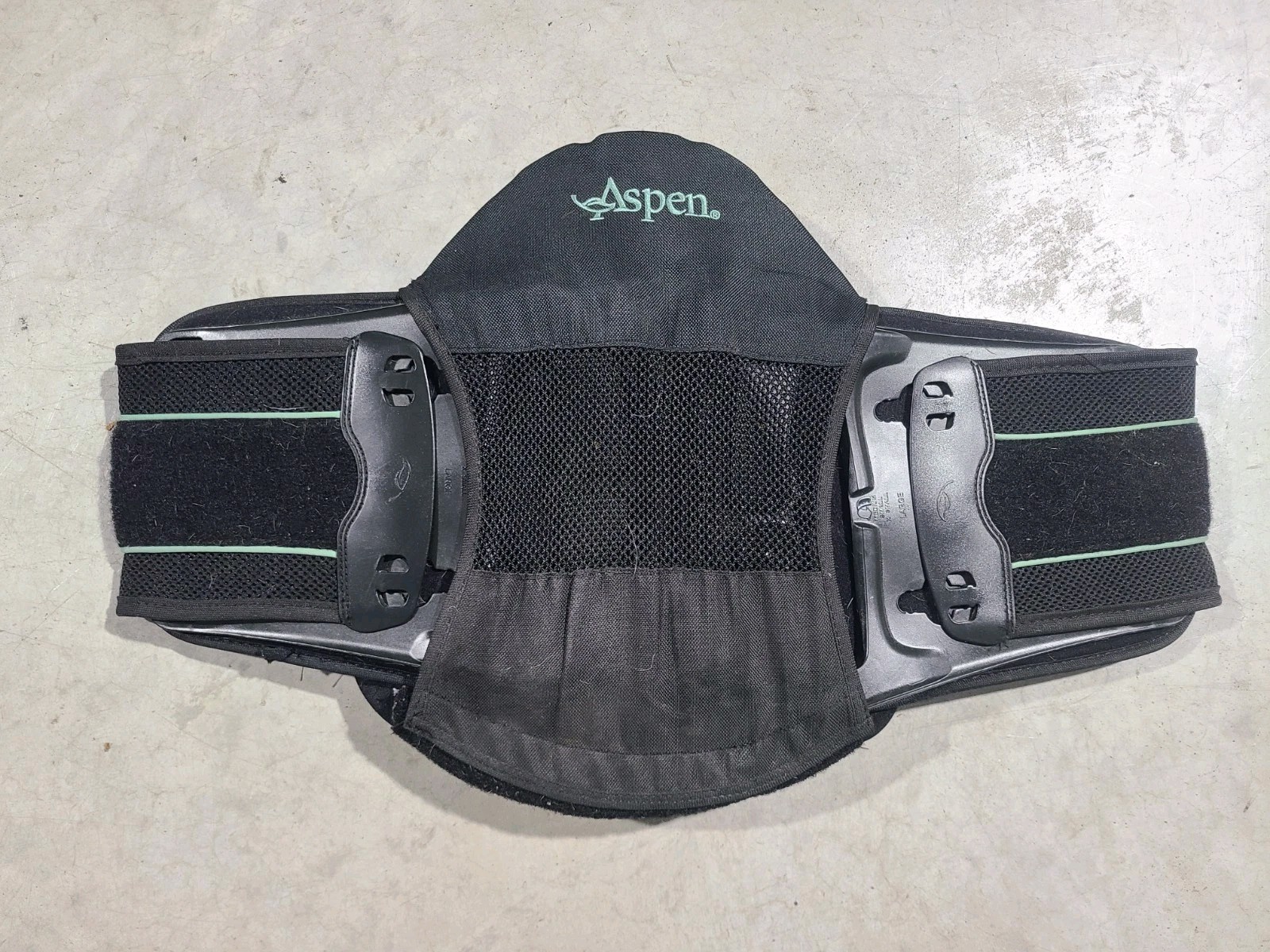 Aspen Summit 637 Lumbar Support Brack Brace Pain Relief Adjustable Black 2XL