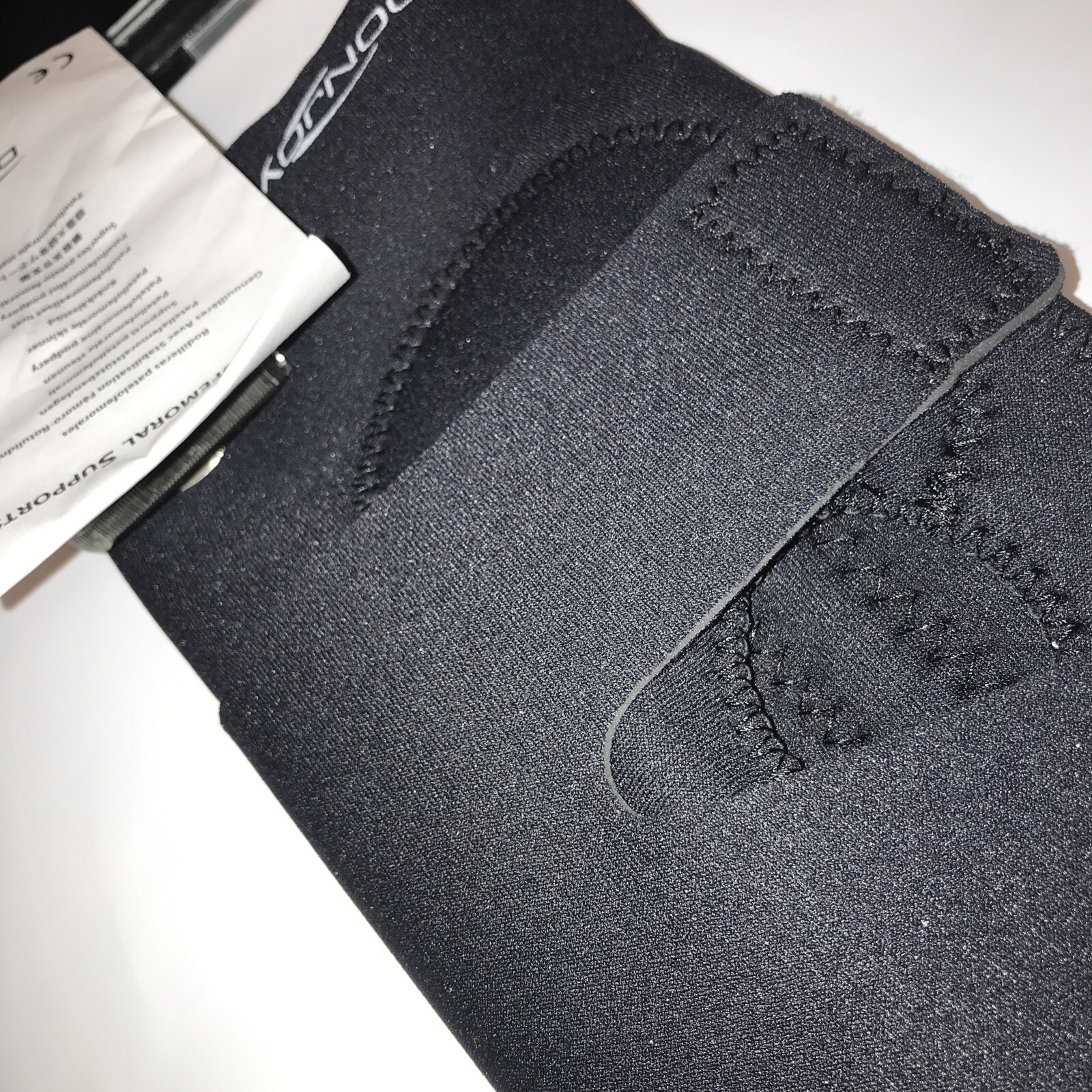 DJ Ortho/Donjoy Lat Pat Knee Brace Sprt, LT, XXL, BLK for support of the Patella