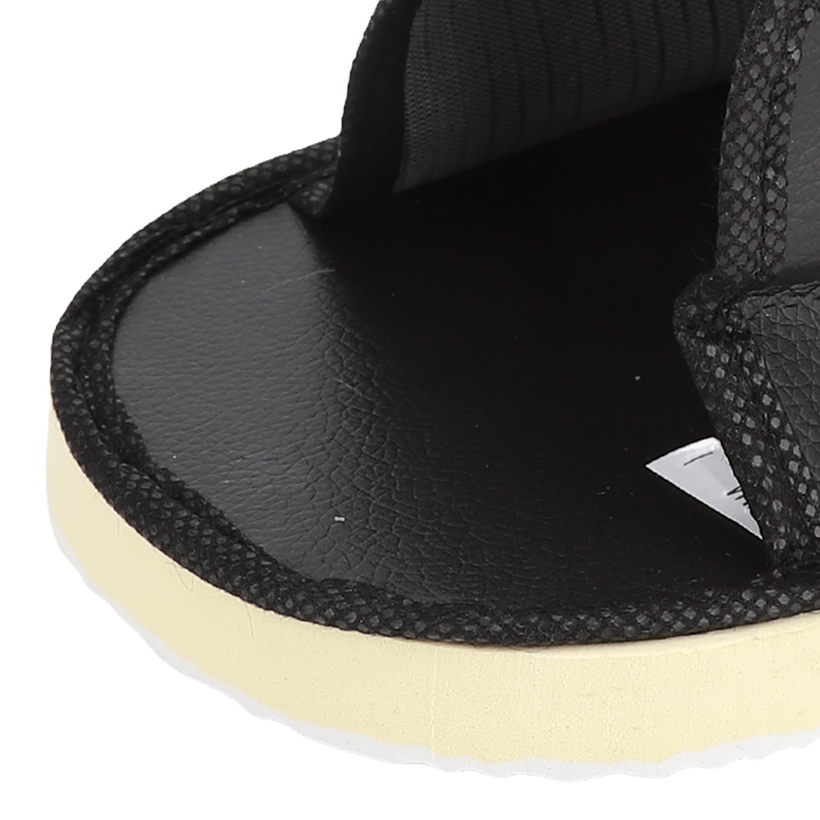 Adjustable Cast Shoe For Post Operative Recovery In Faux Leather