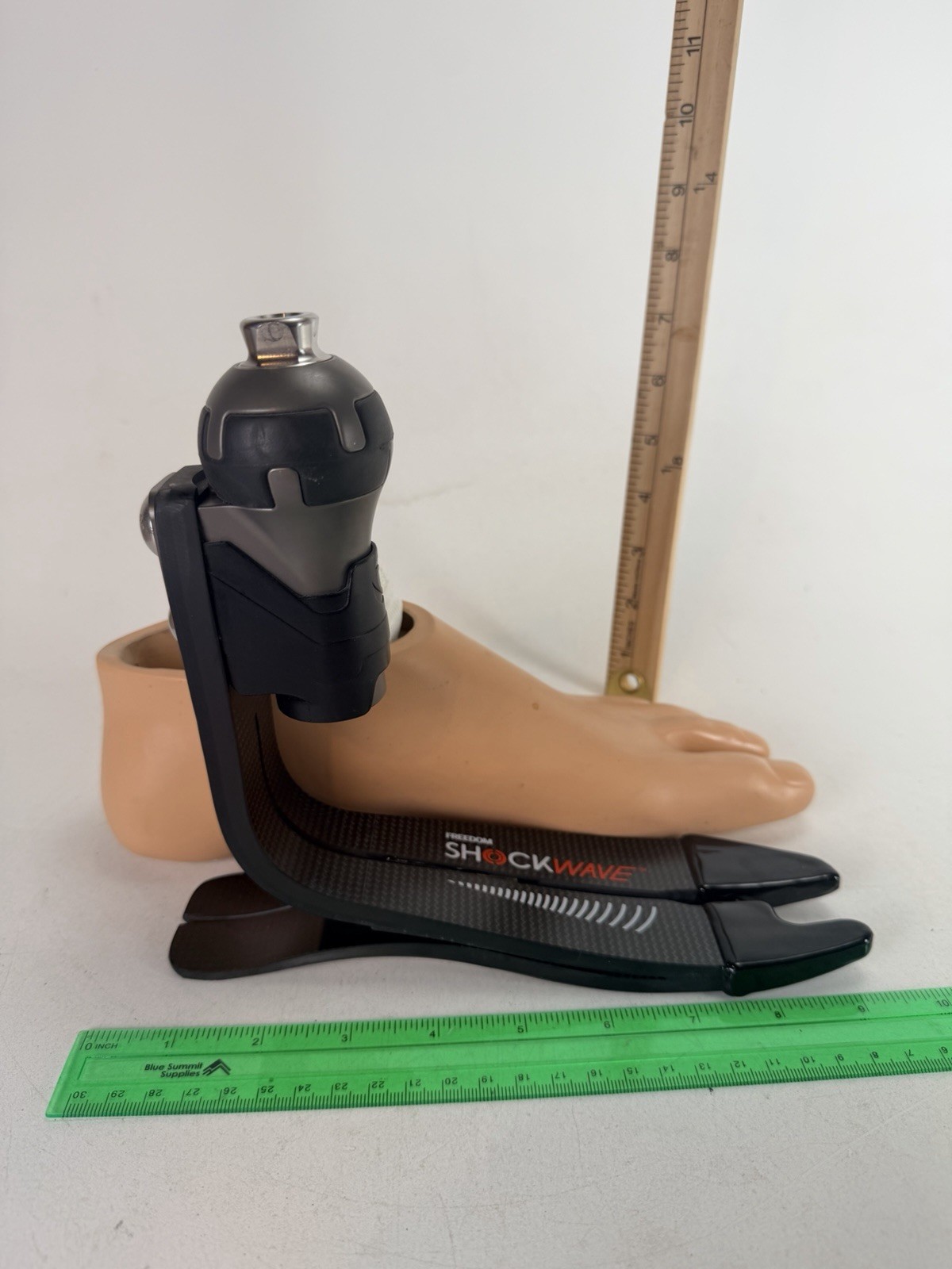Freedom Innovations Shockwave by Proteor Prosthetic Foot Cat 5 27cm Left Carbon
