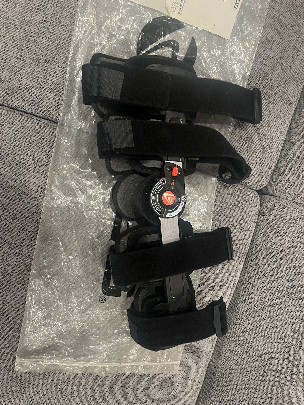 Breg T-Scope Premier Post Op Knee Brace – Black (08814)