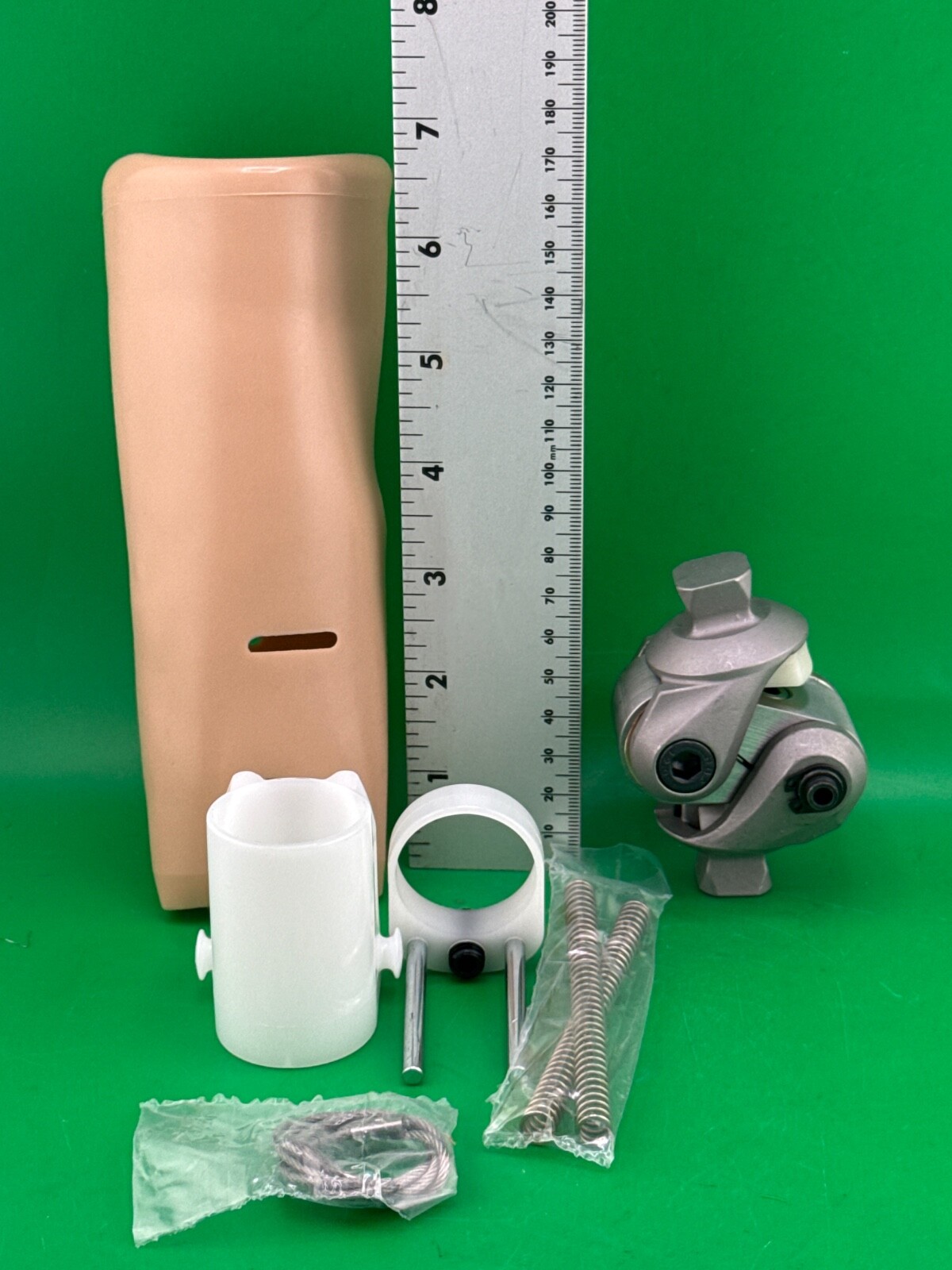 Single axis prosthetic knee. New. Similar to Otto bock 3r49