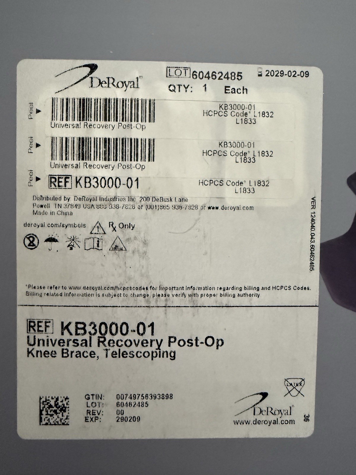 DeRoyal Universal Recovery Post-Op Knee Brace KB3000-01 Brand New
