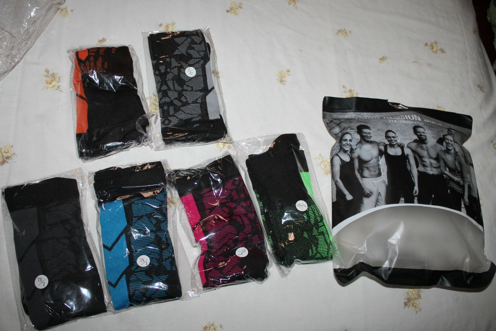 Compression Socks Men’s/Women’s–L/XL–NIP