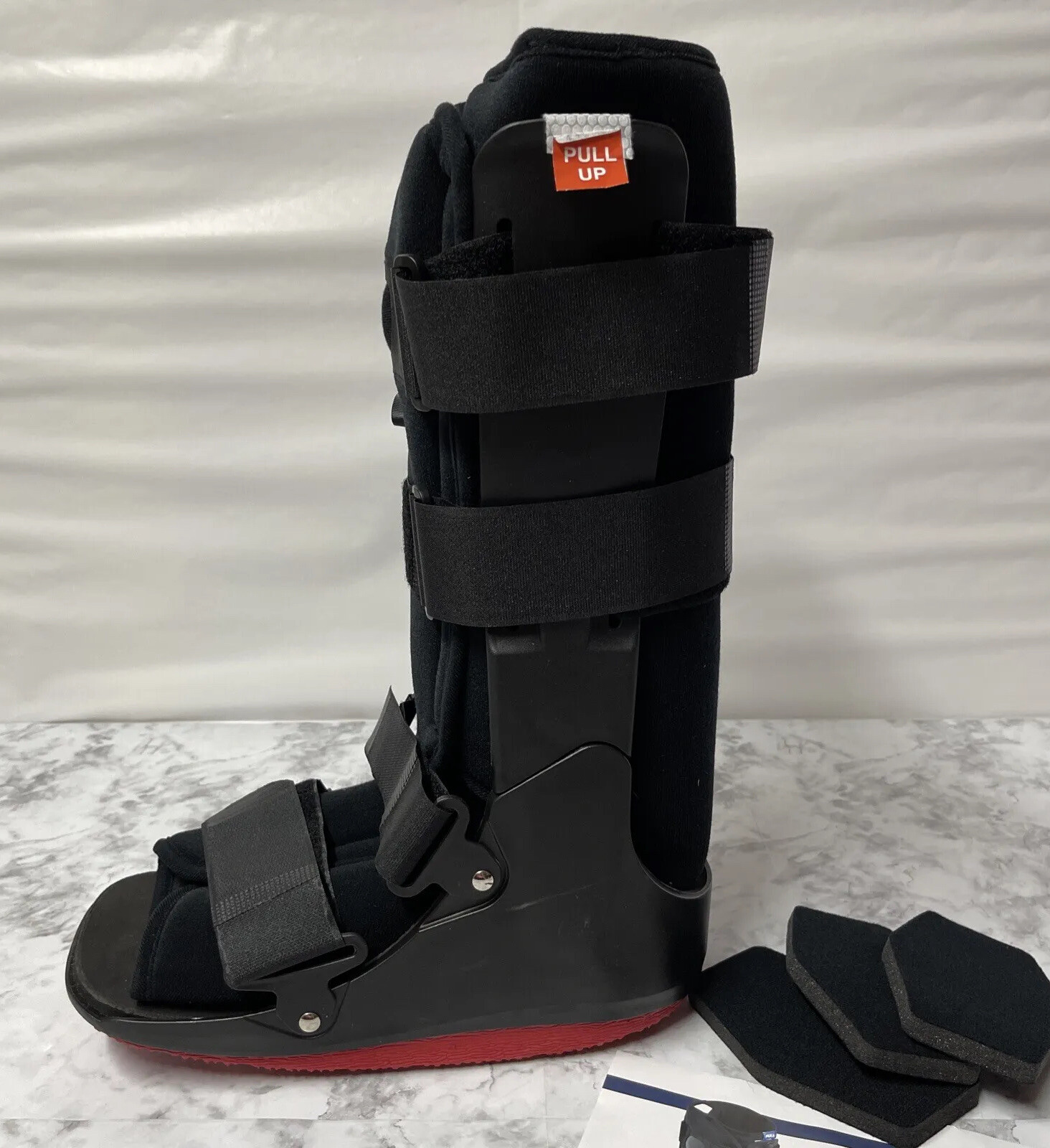 ManaEZ Boot Air Pump, Size Large. Includes 4 Cushioned Pads. New