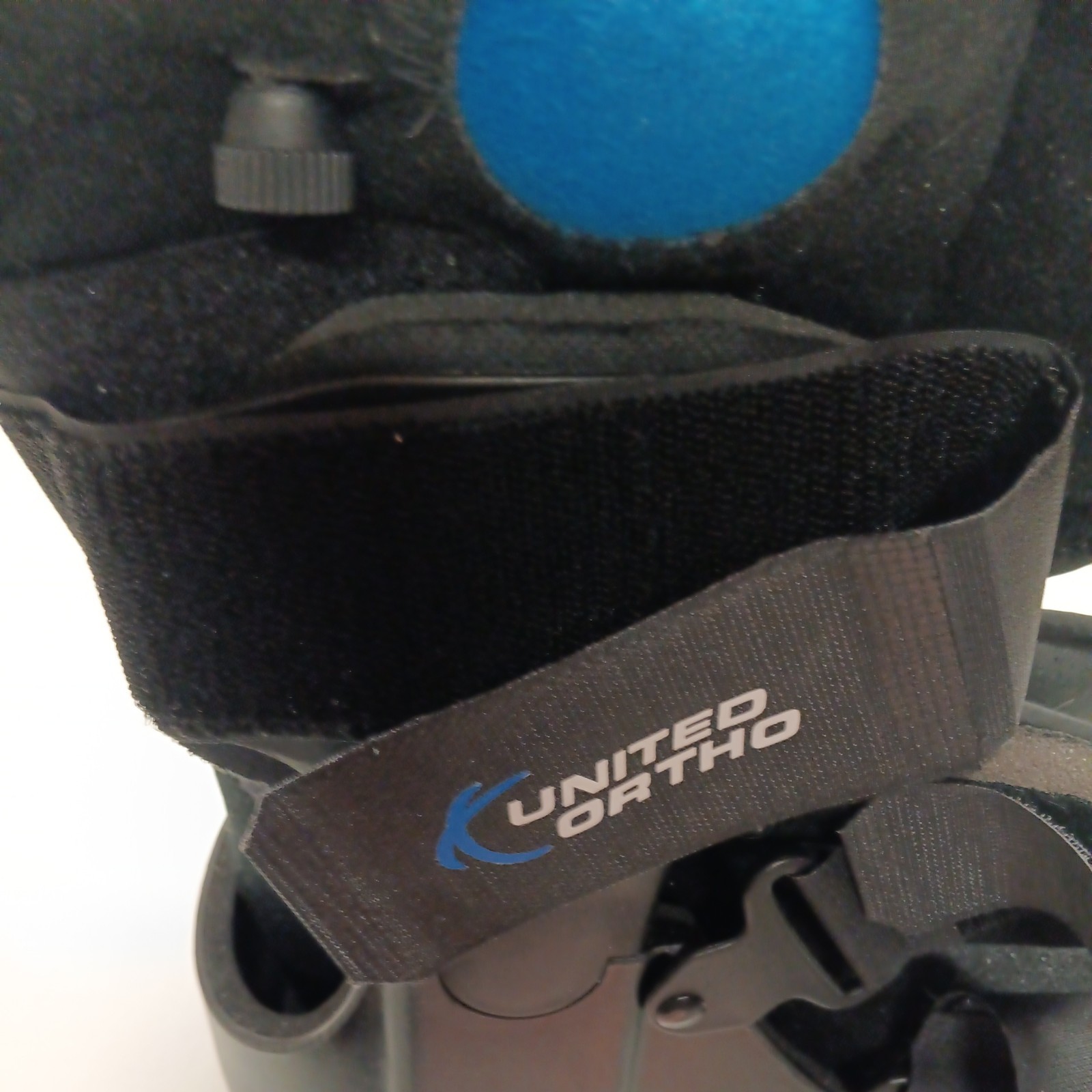 United Ortho Short Air Cam Walker Fracture Boot, Small, Black
