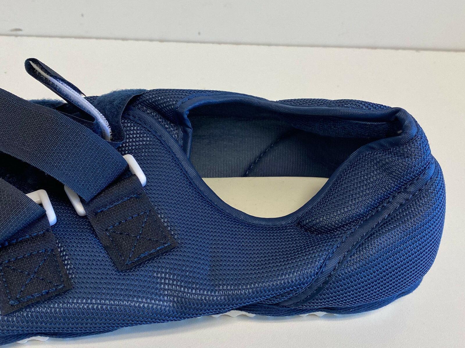 Lot of 2 ProCare Post OP Shoe Female – Medium 79-90195