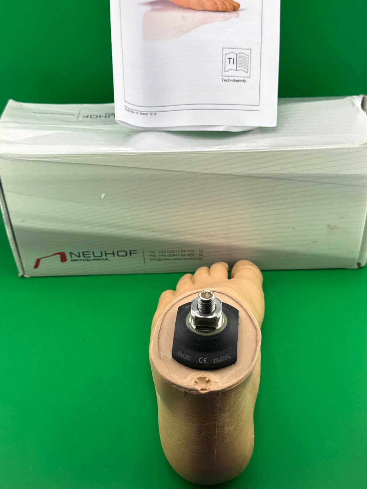 Neuhof dyna prosthetic foot. Great condition. Left. Size 23.