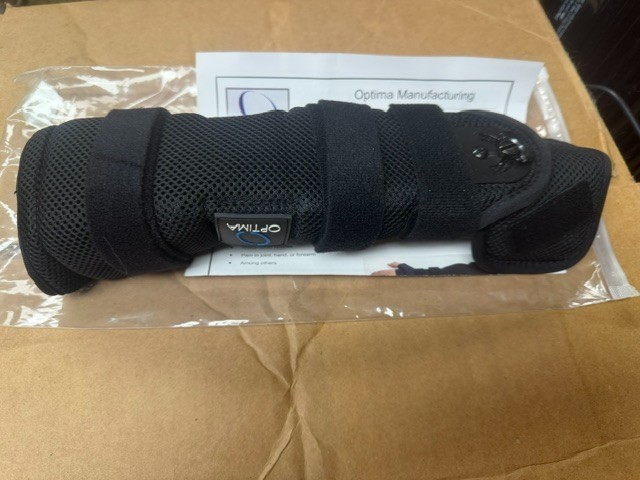 Optima OM-3916 Wrist Brace Hand Support Medium NEW! FREE SHIPPING!