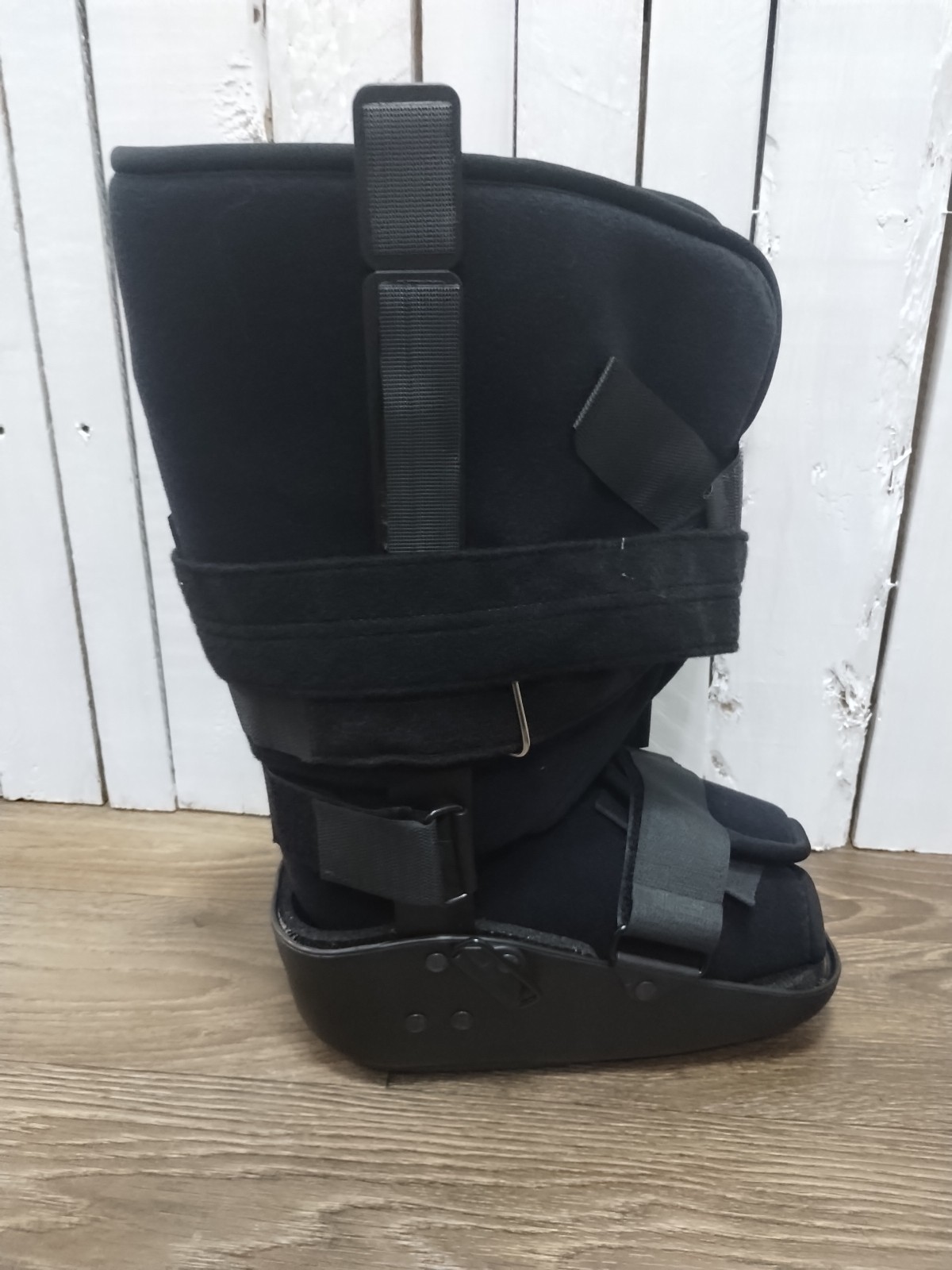 Maxtrax Orthopedic Walking Boot Size Small Brace Inflate Ankle Foot DJO, LLC