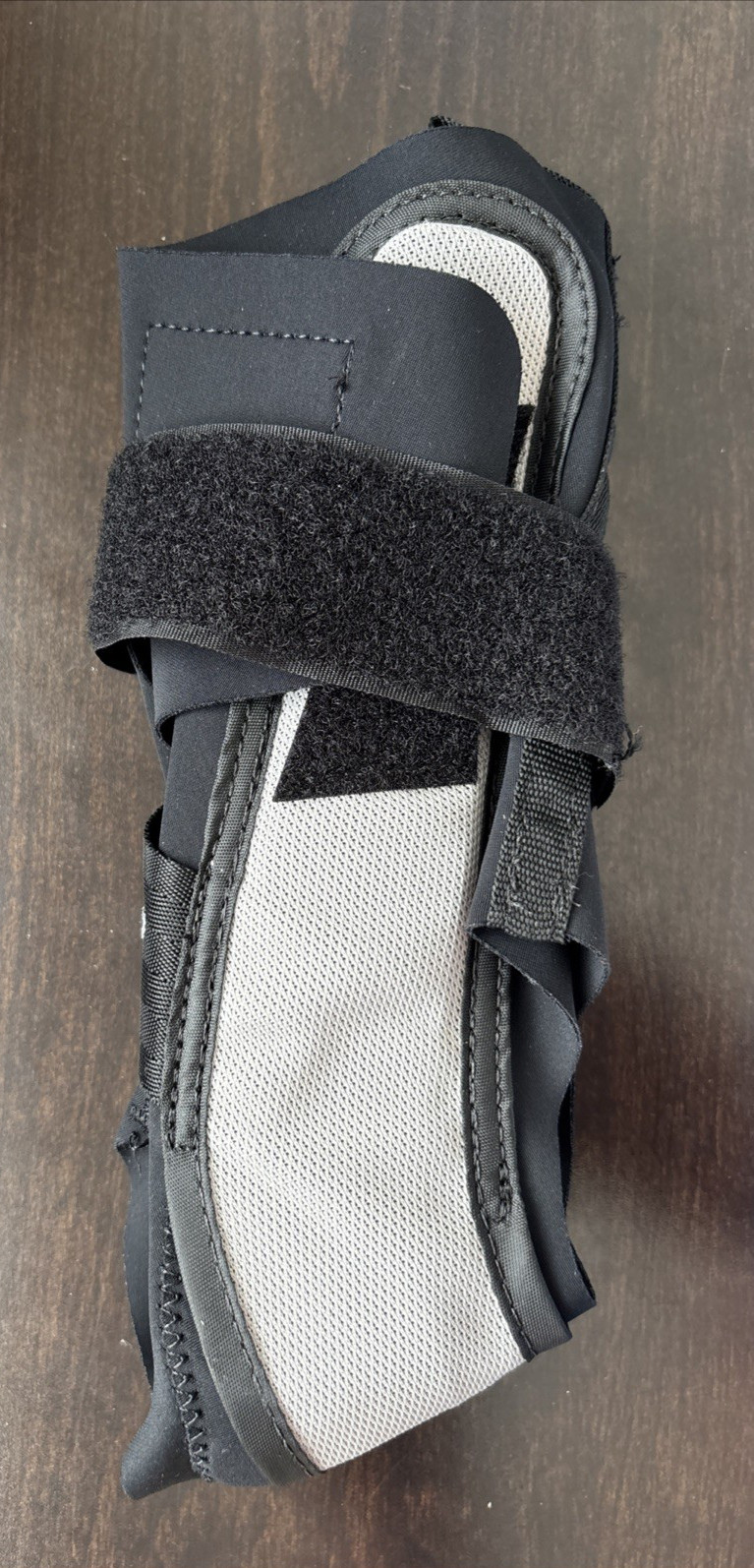 Aircast A60 Ankle Support Brace Small Left Black