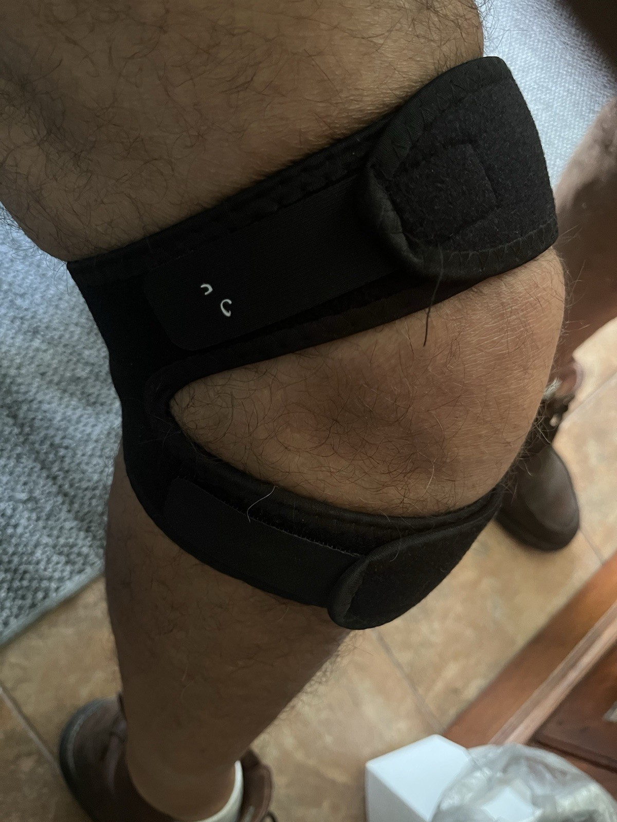 Healthy Knee Patella -FLAT SHPG- Knee Stabilizer. Two NEW in package. XL LBC