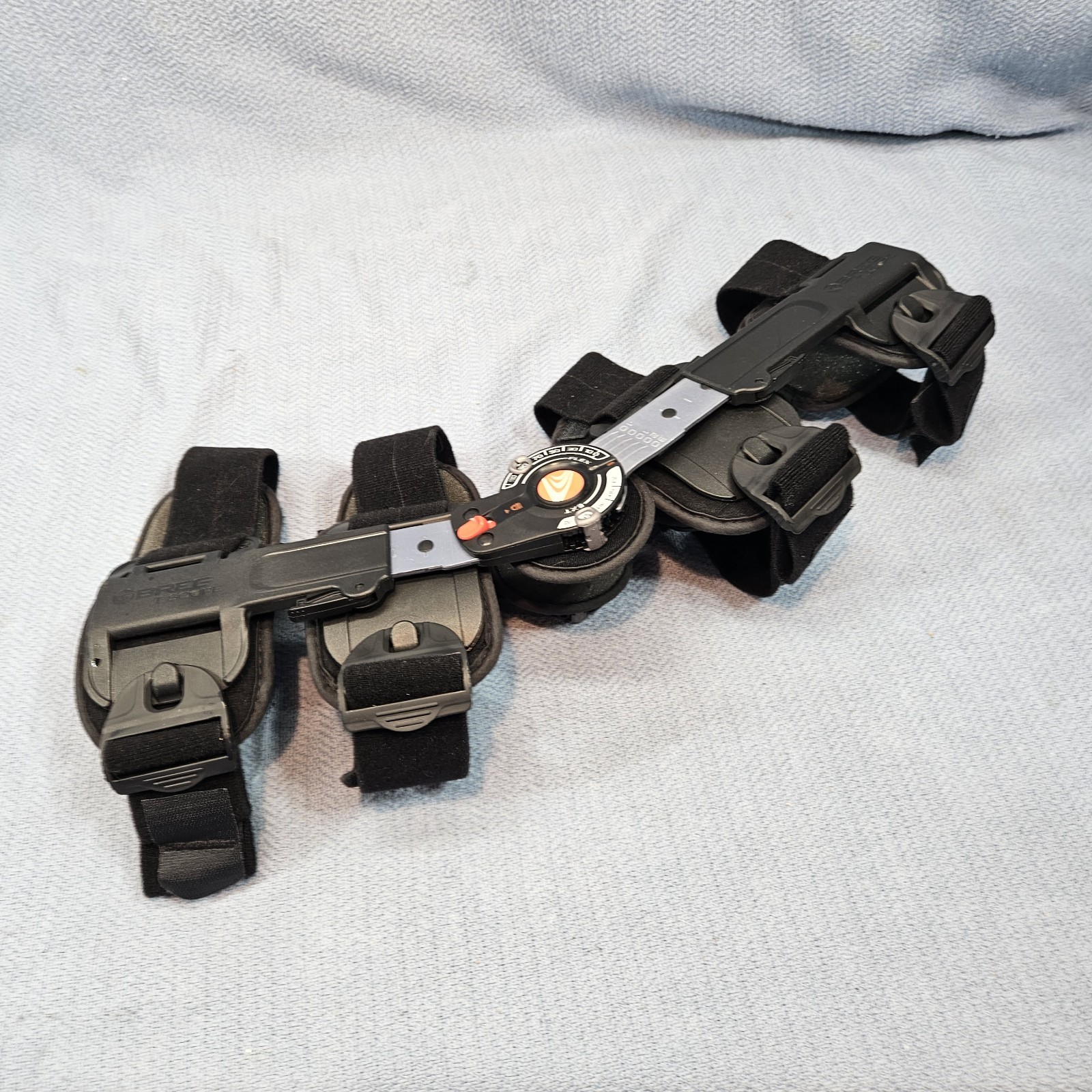 BREG Flex T-Scope Premier Post-Op Hinged Adjustable Knee Brace Right/Left Leg