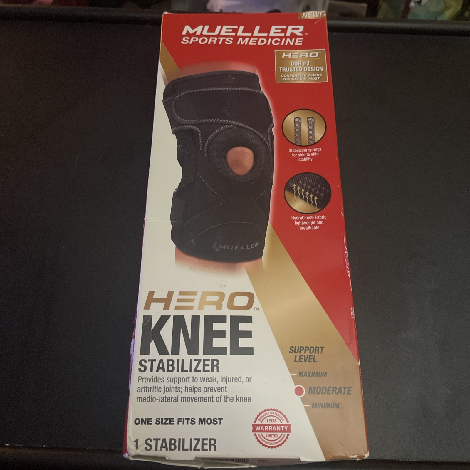 Mueller Sports Medicine HERO Hinged Knee Brace, OSFM, Black Moderate Support