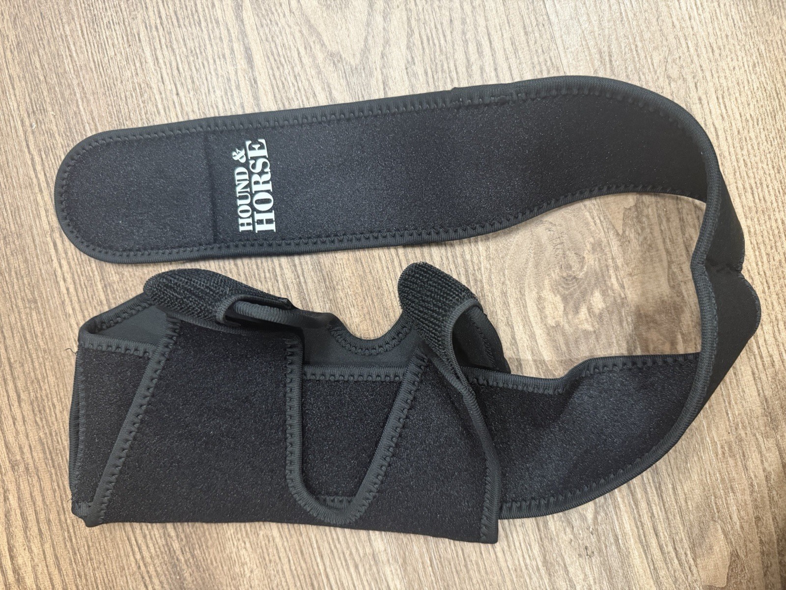 Dog knee brace for hind and rear legs (size M)