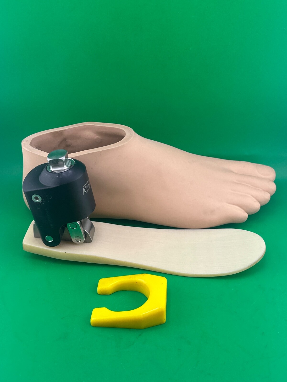 kintrol hydraulic ankle prosthetic foot Size 28 Category 3, Right shell