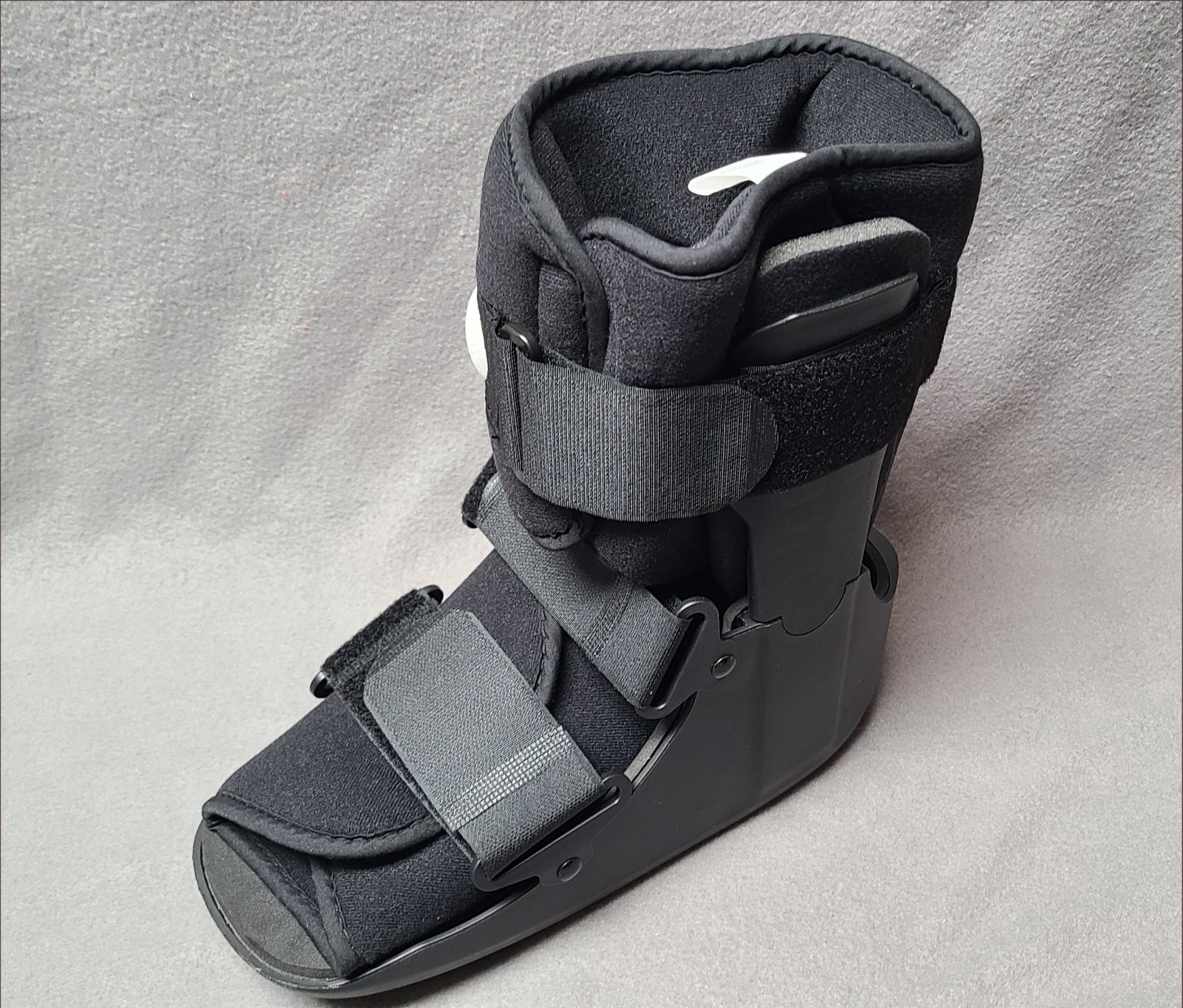 Honprodu Air Walking Boot for Broken Foot Recovery Sprained ankle