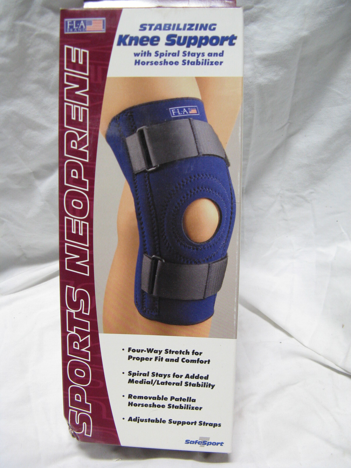 Knee stabilizing brace