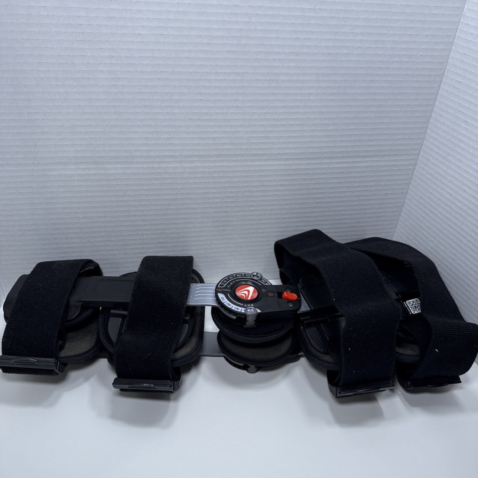 BREG T-Scope Knee Brace Premier Post-Op Hinged Adjustable Right Or Left One Size