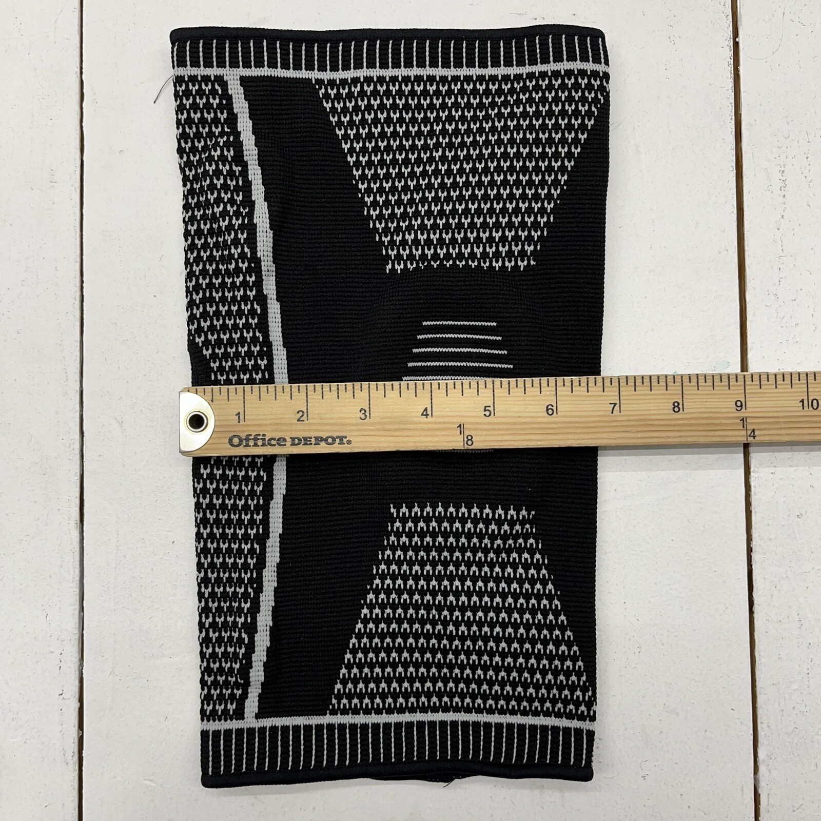 Black White Knee Brace Protector Elastic Strong Support Adult Unisex Size XL