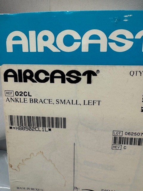 Aircast Air-stirrup Ankle Brace -SMALL LEFT *New-Box Damage
