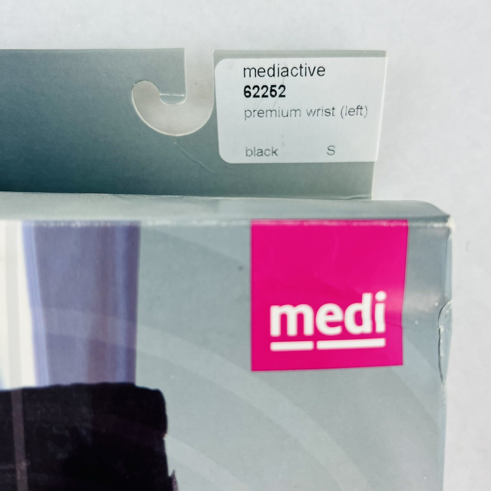 Medi Premium Wrist Brace With Adjustable Compression Strap