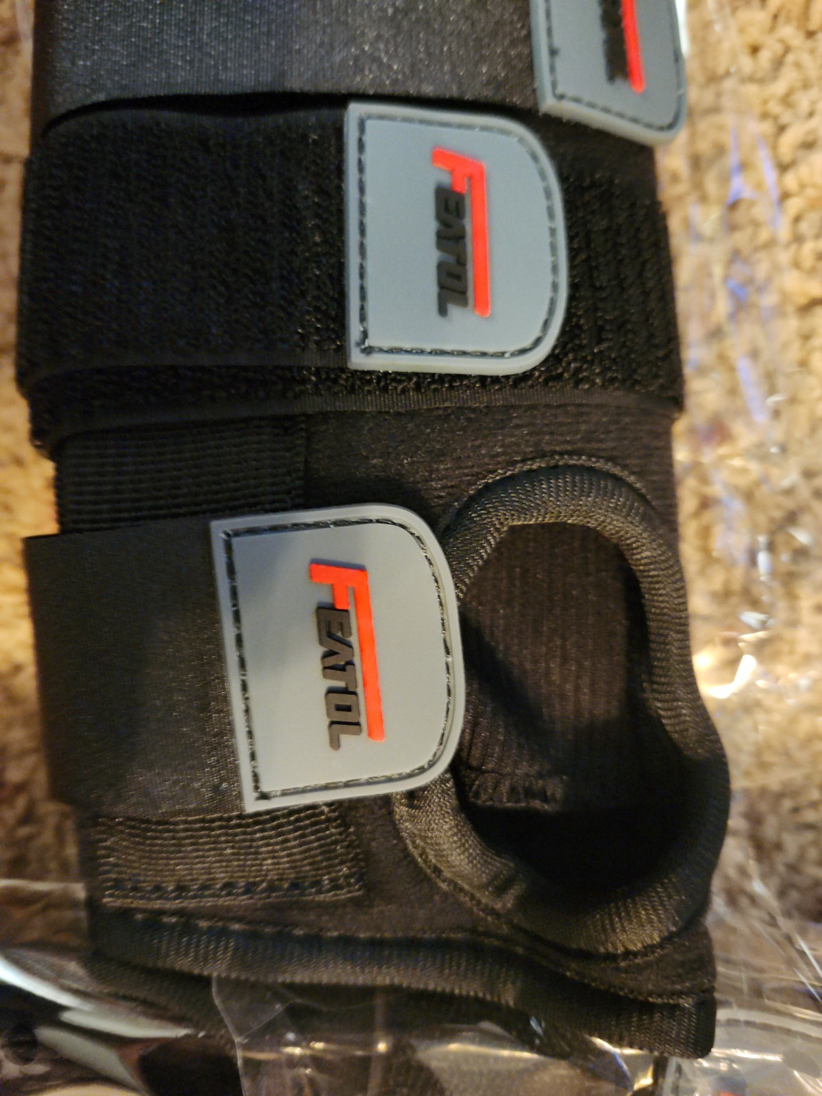 FEATOL Carpal Tunnel Wrist Brace Left And Right 2 Pack L/XL