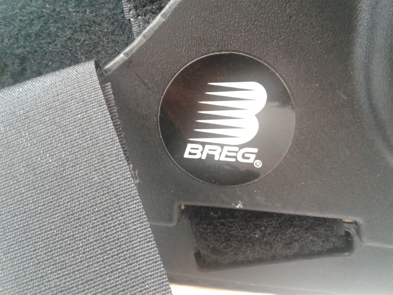 Breg Control Range of Motion Walking Boot 19907 Small – Black – Adjustable Ankle