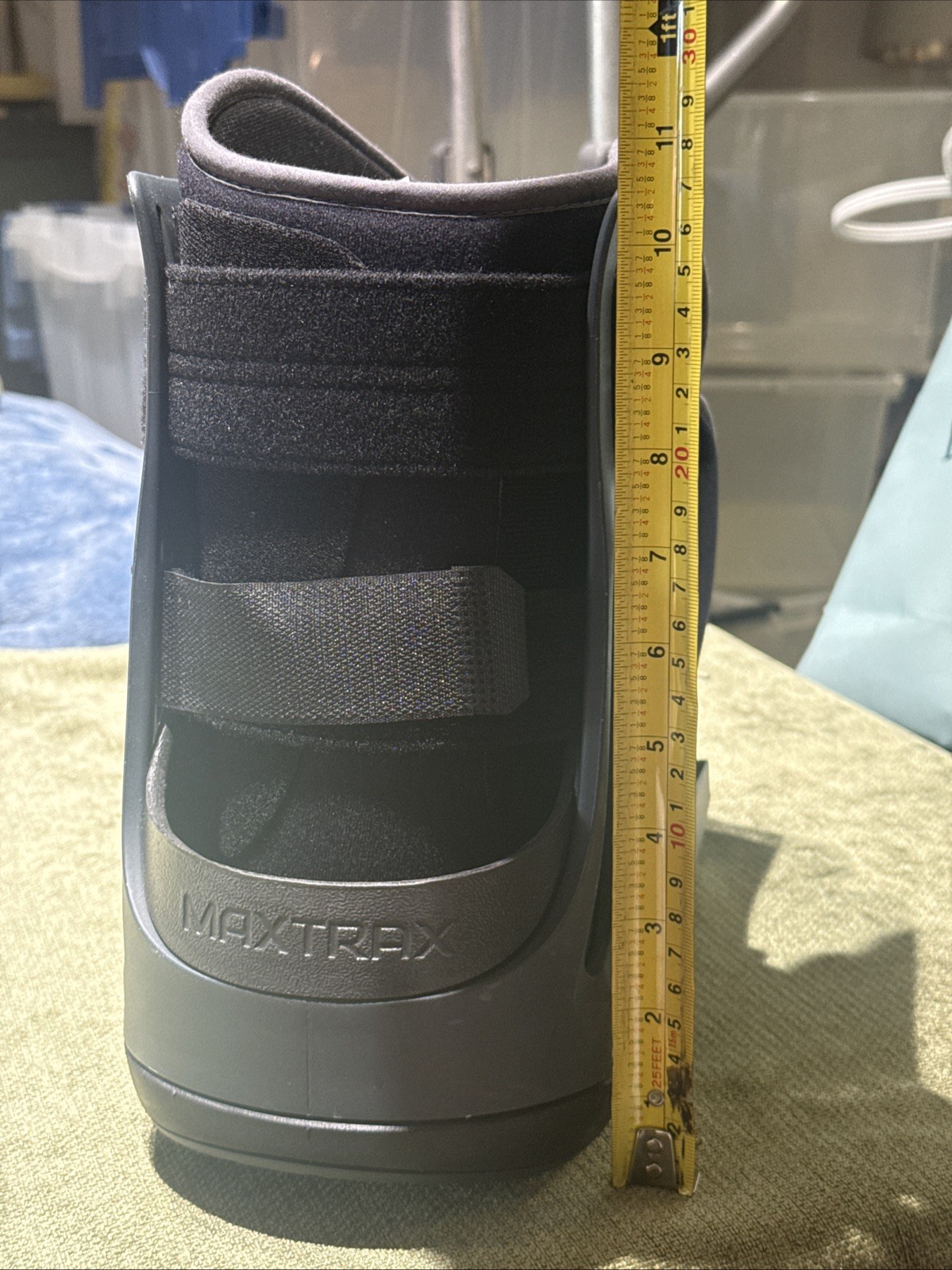 Donjoy Maxtrax II Ankle Walker Boot ADULT SIZE LARGE Clean Adjustable
