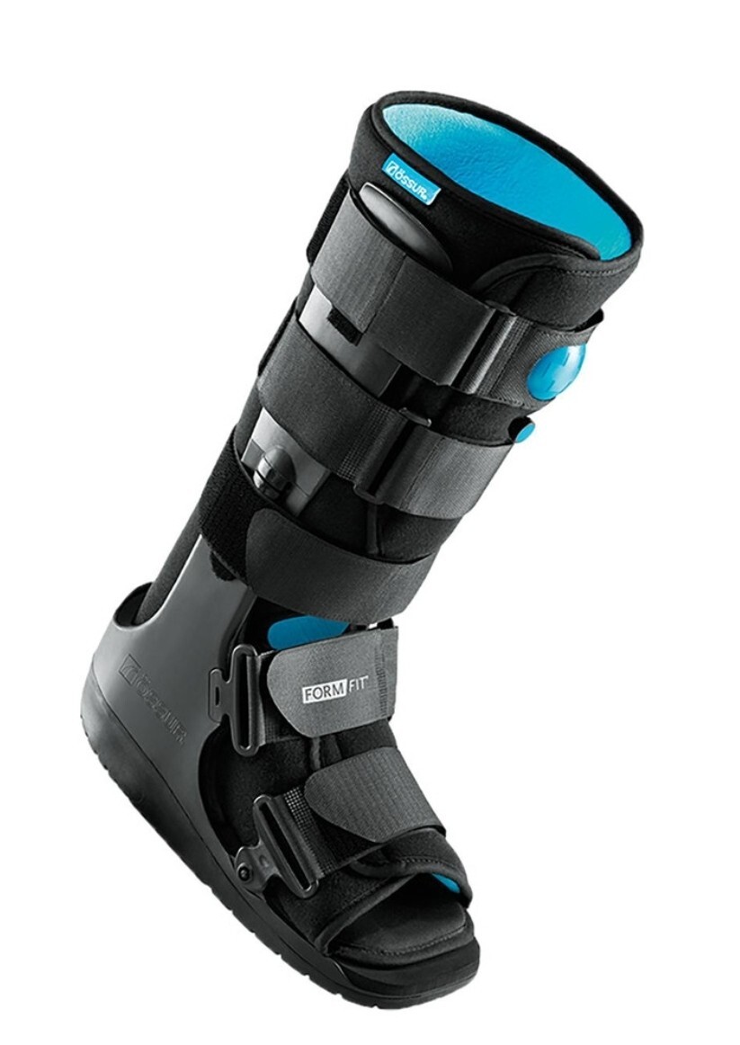 Ossur Formfit Equalizer Air Walker Boot, Medium, A-W0600BLK