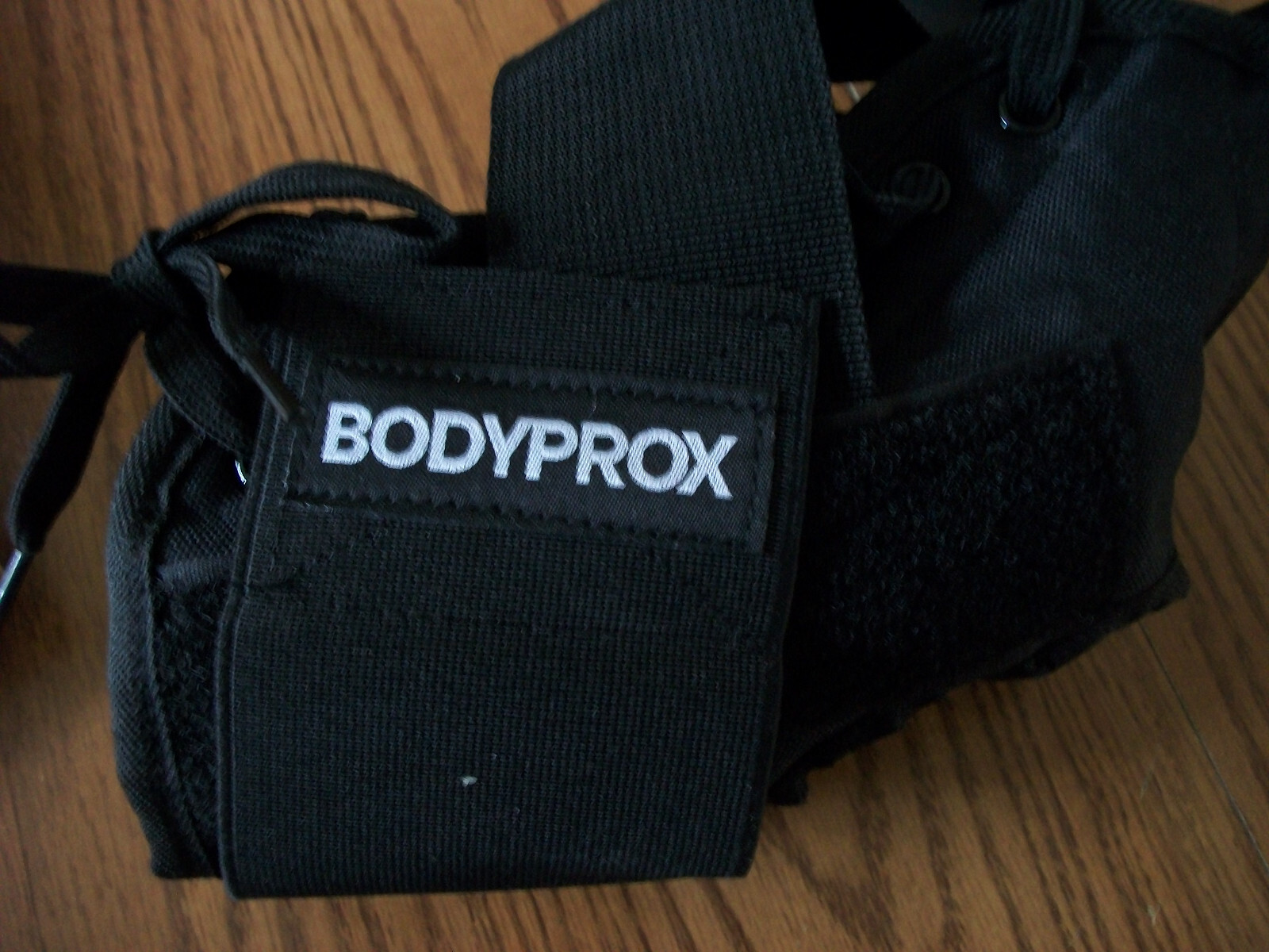 BODYPROX Ankle Stabilizer Brace Lace-Up Adjustable Support Right or Left XSmall