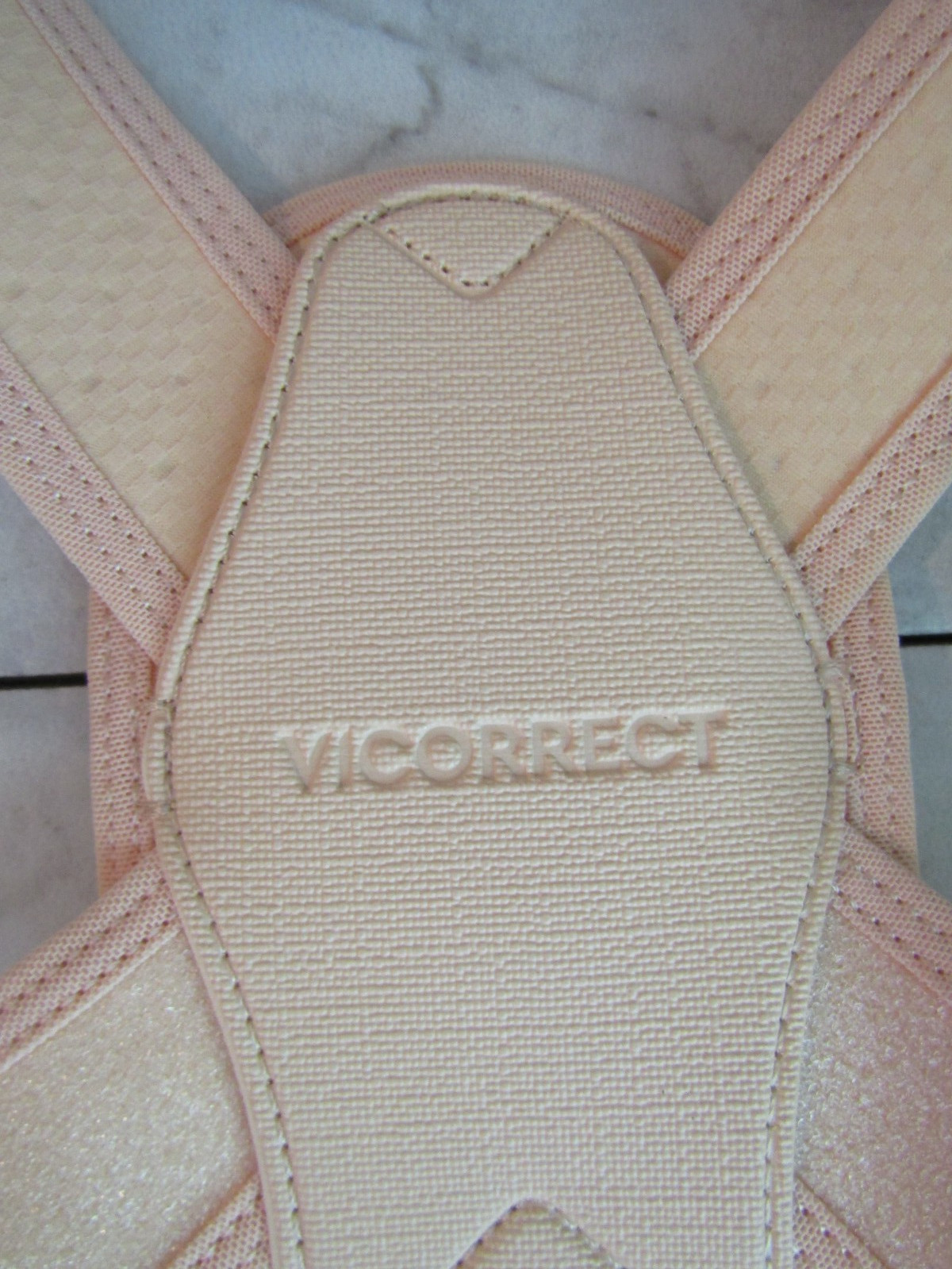 Vicorrect Posture Corrector Peachy Adjustable Upper Back Women’s Small