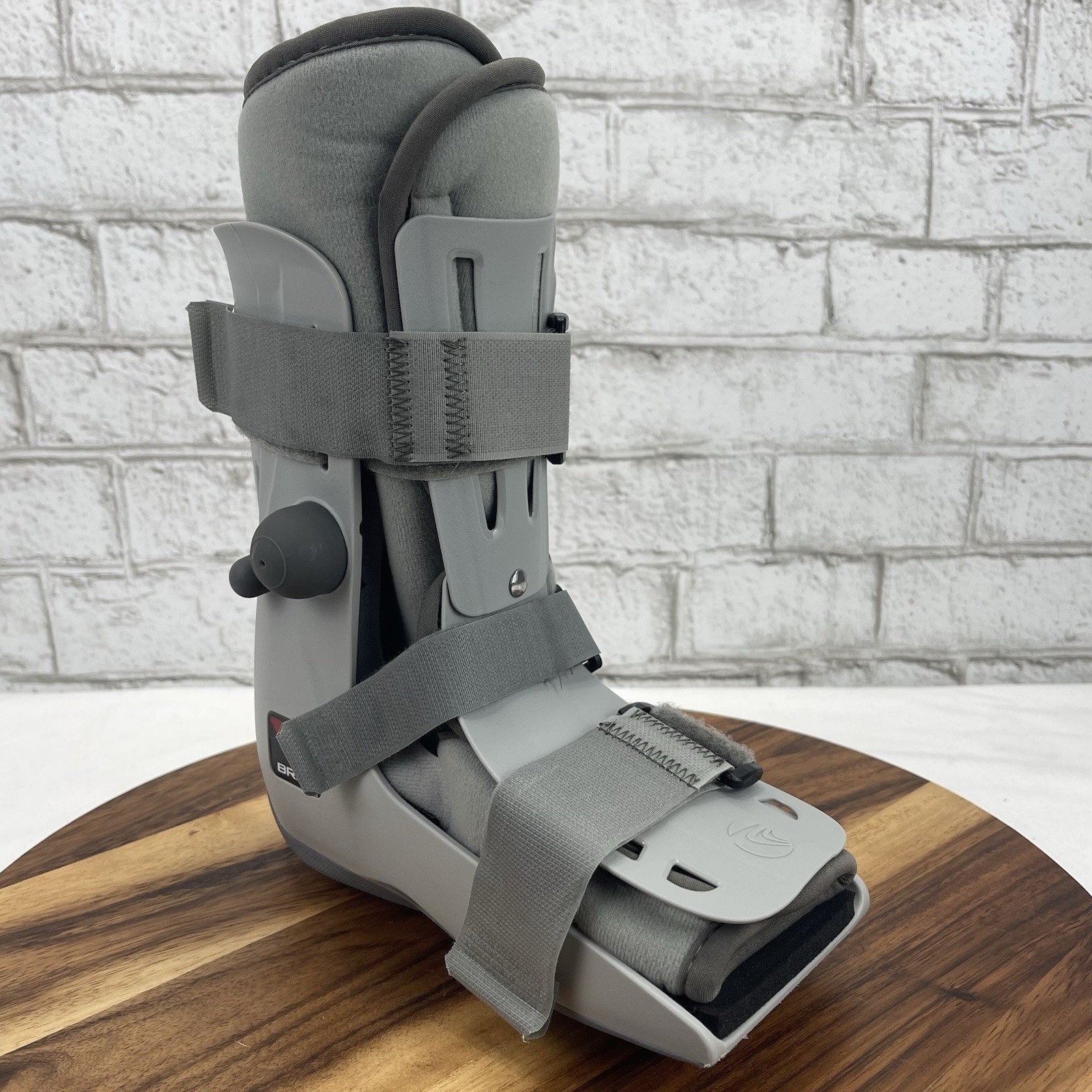 Breg Genesis Full Shell Walker Extra Small XS Ankle Foot Boot Pump Brace