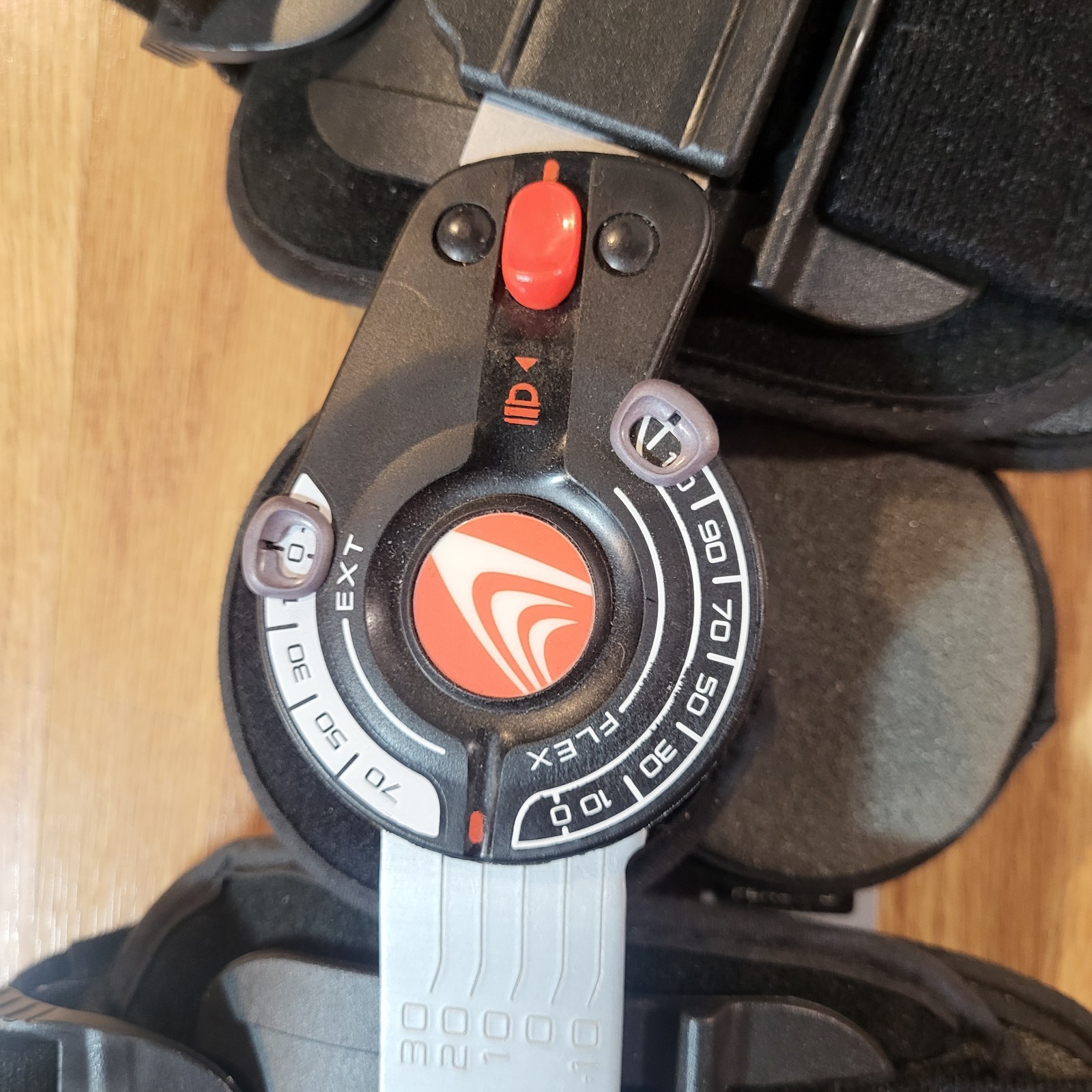 BREG T Scope Knee Brace Padded Fully Adjustable Left Or Right Stable Support
