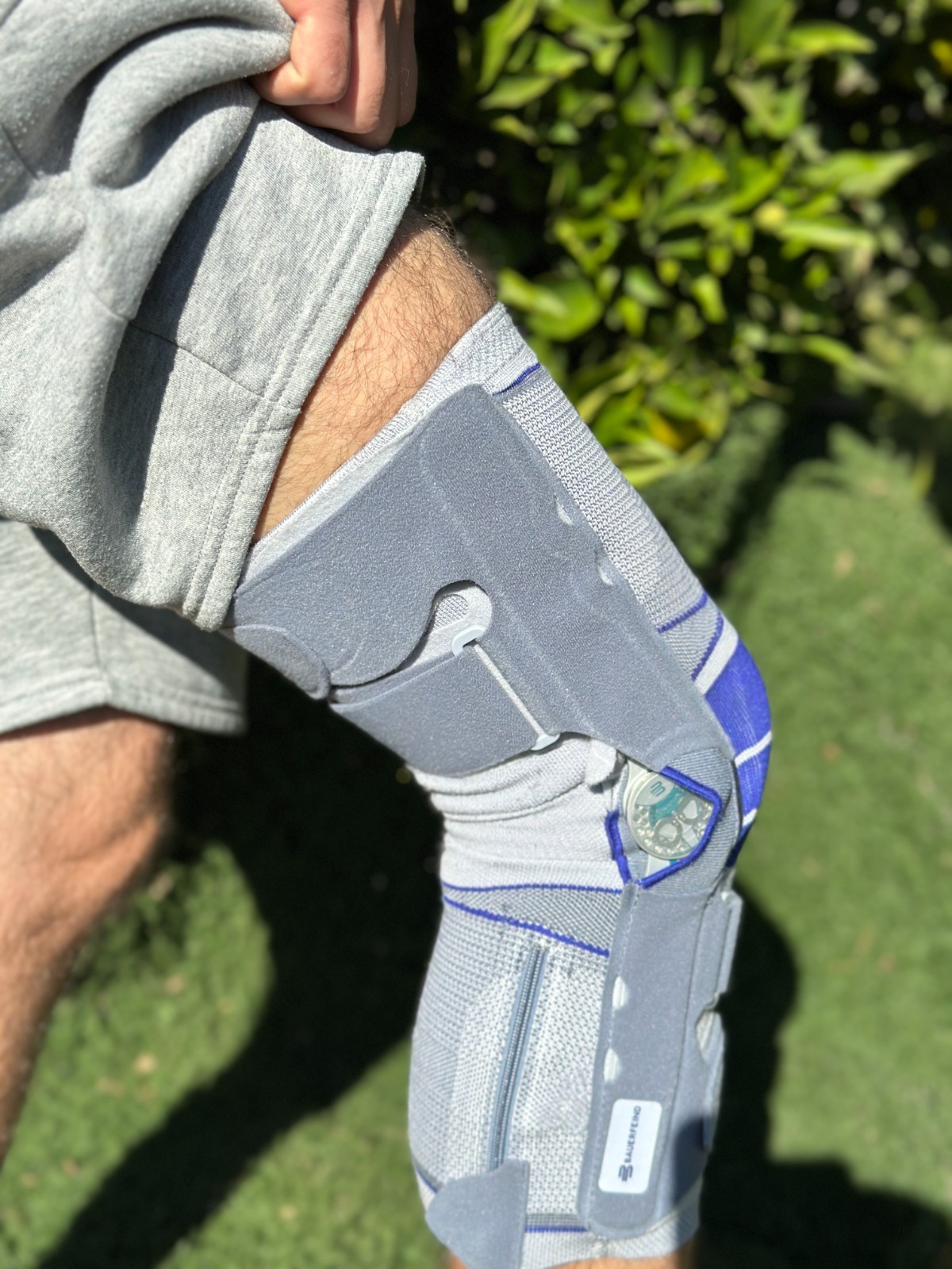 Bauerfeind Softec Genu Size 6 Right Knee Joint Brace Patella Support Sleeve