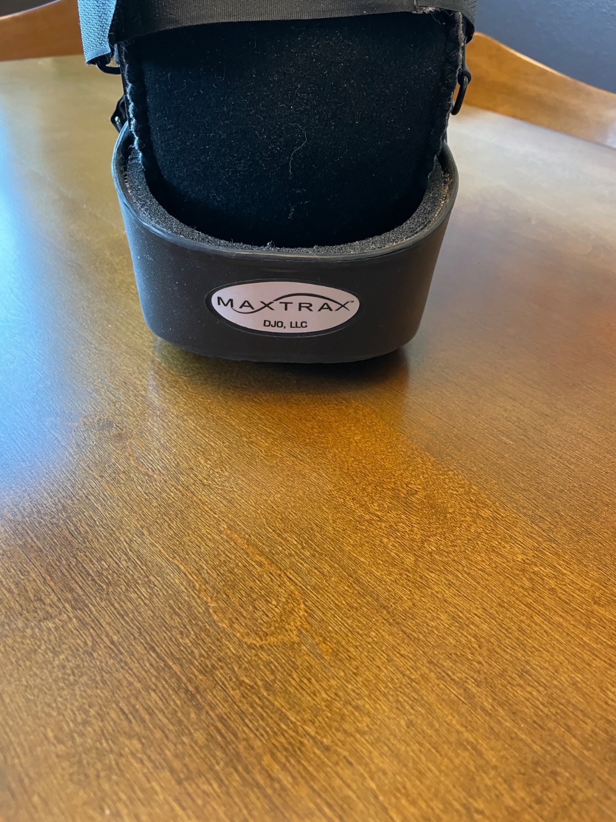 Maxtrax Orthopedic Walking Boot – Right