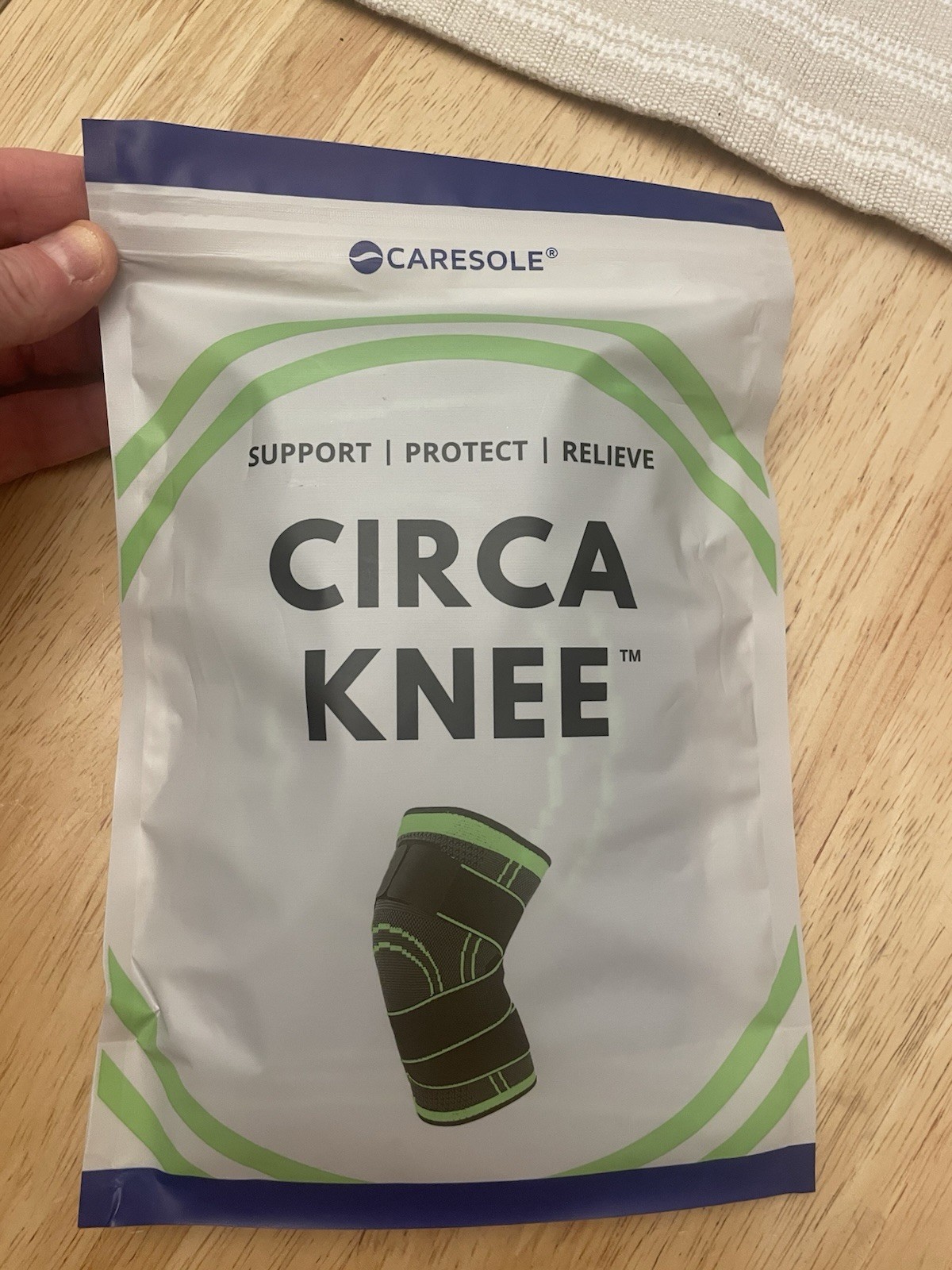 NEW Caresole Circa Knee – Adult Unisex Brace – Size Medium